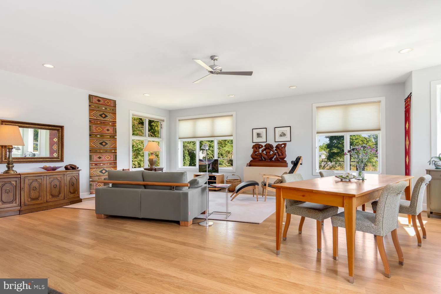 BAY CITY - Residential