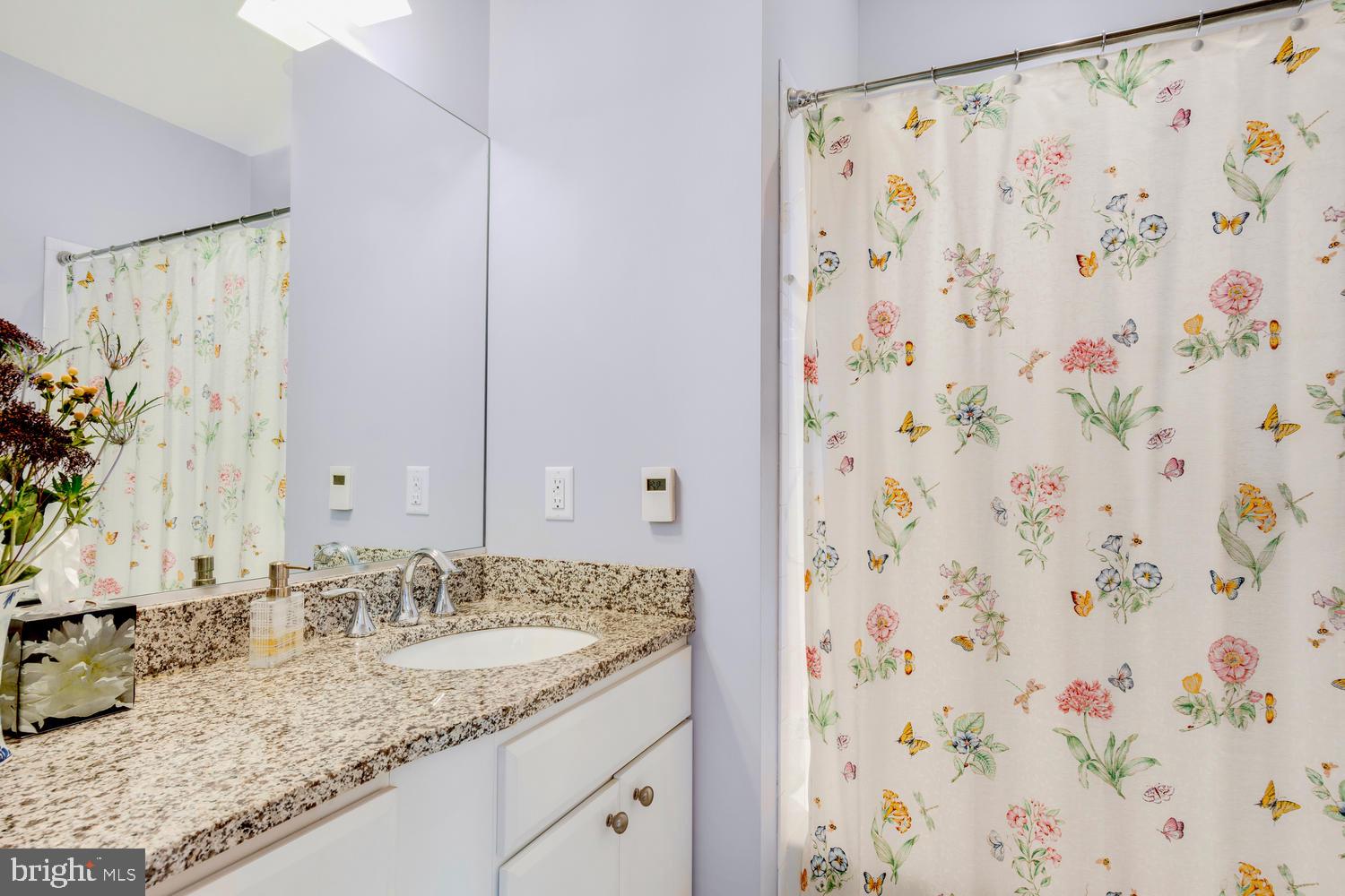 BAY CITY - Residential