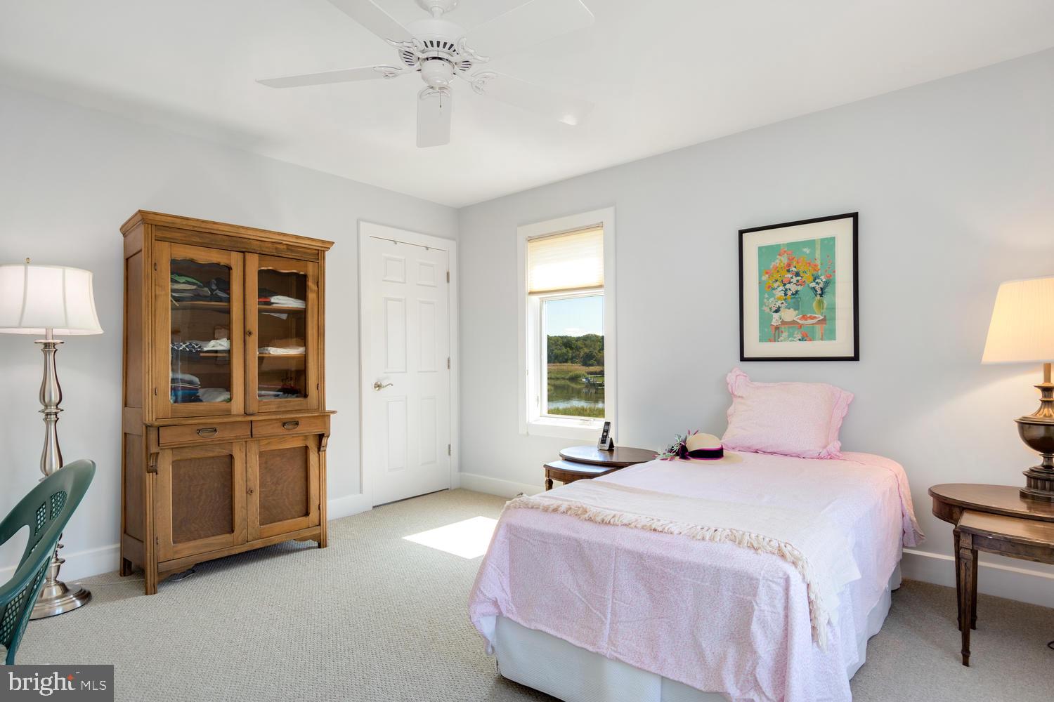 BAY CITY - Residential