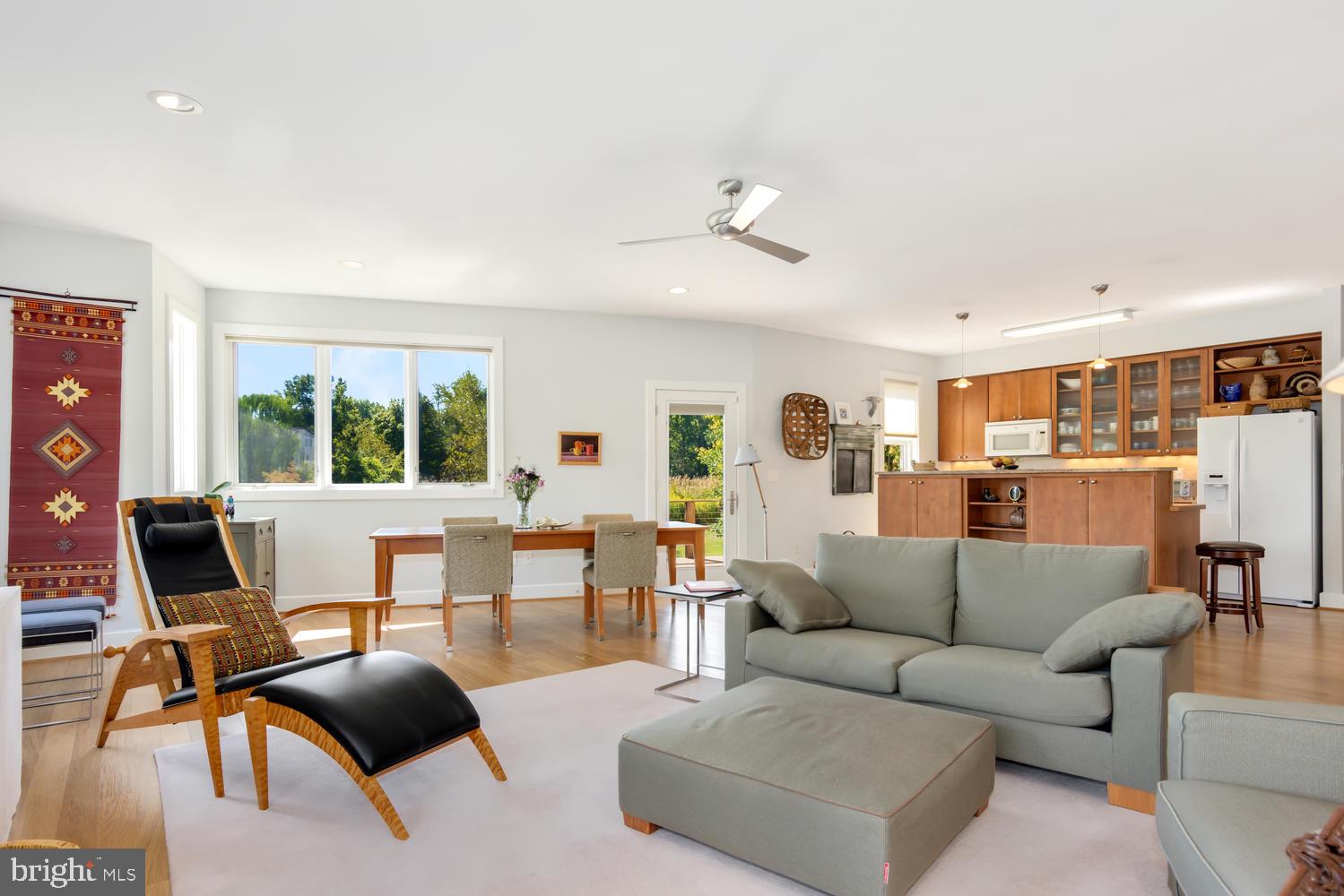 BAY CITY - Residential