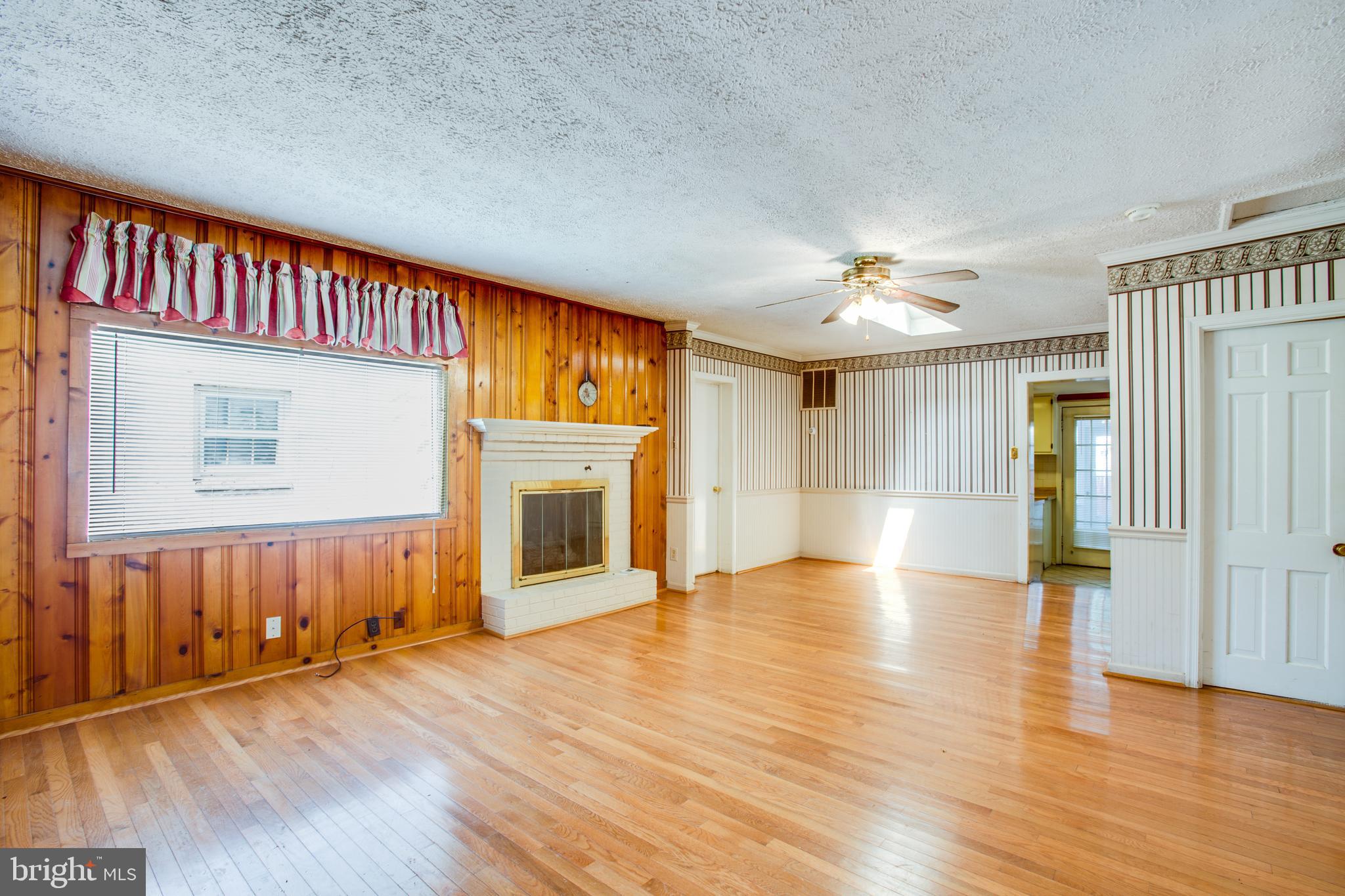 FAIRVIEW  BEACH - Residential