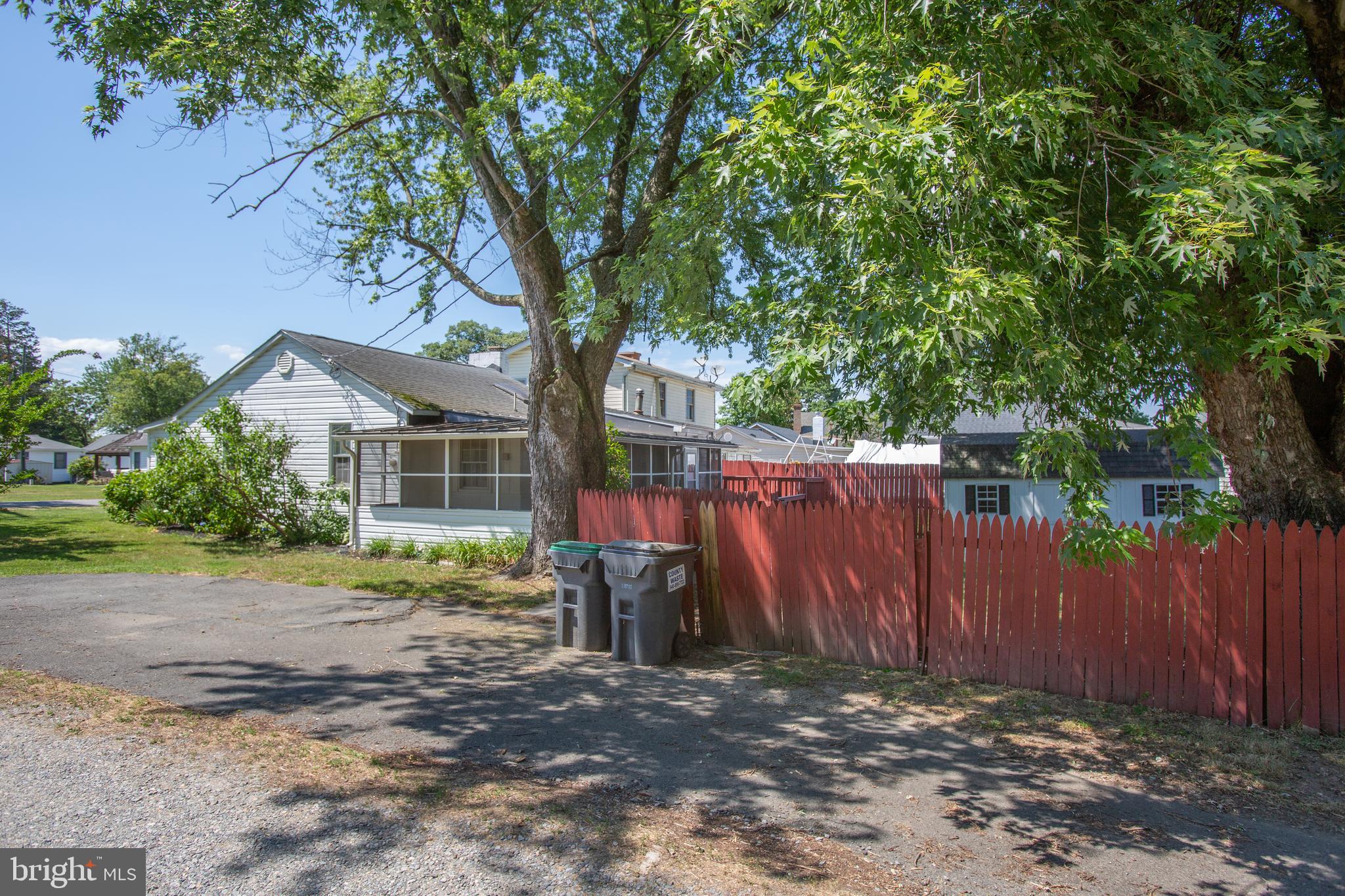 FAIRVIEW  BEACH - Residential