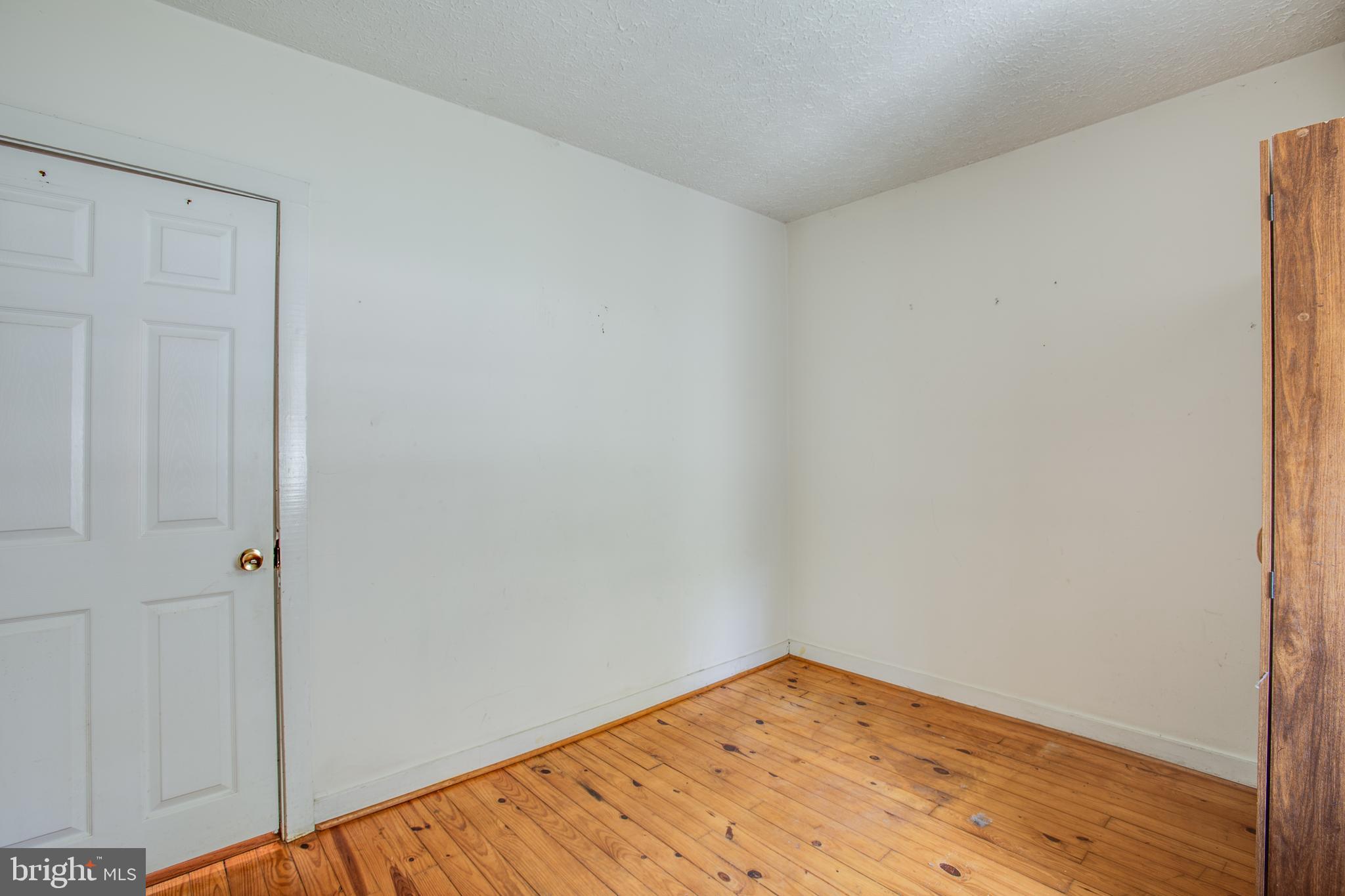 FAIRVIEW  BEACH - Residential