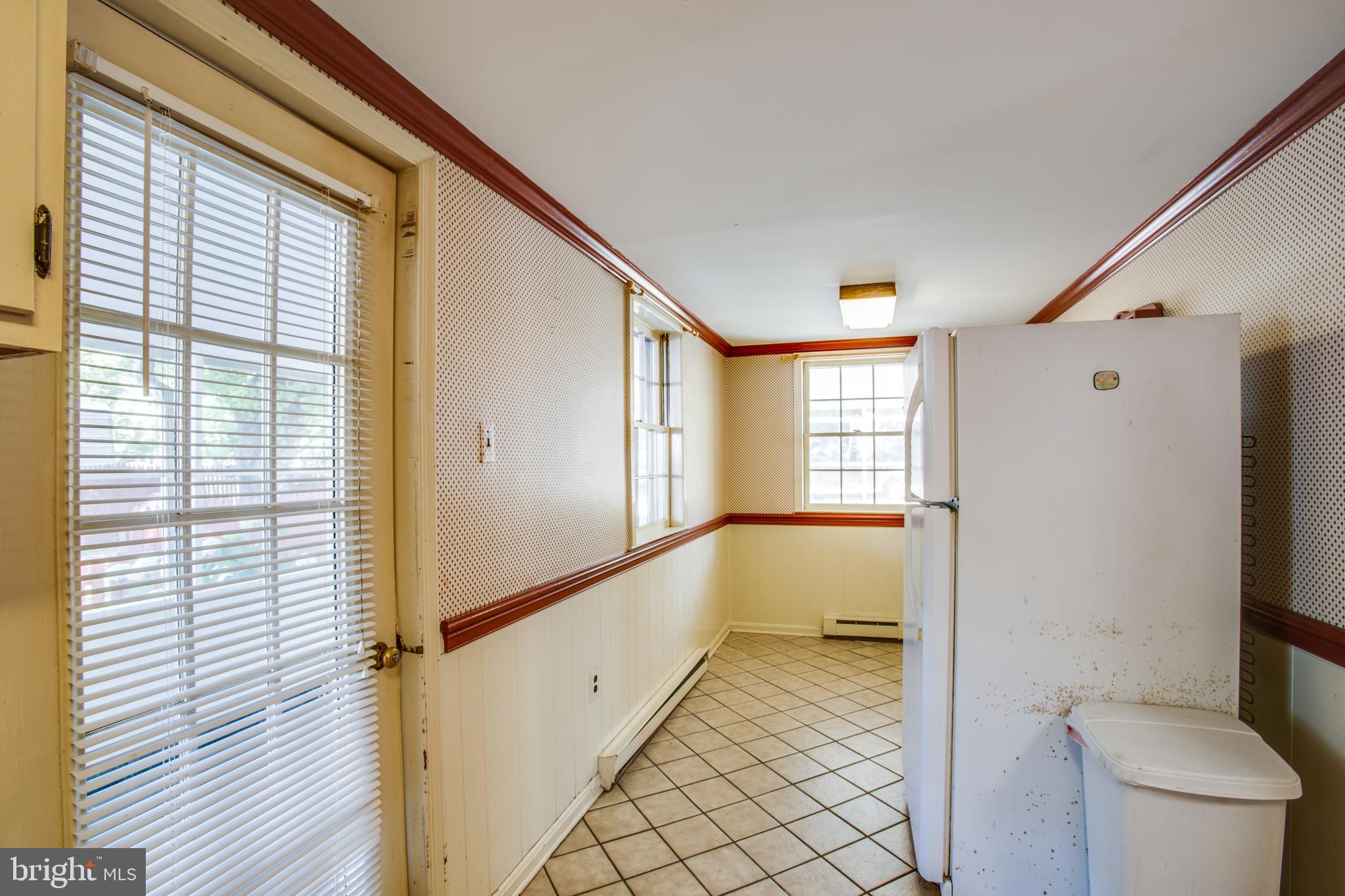 FAIRVIEW  BEACH - Residential