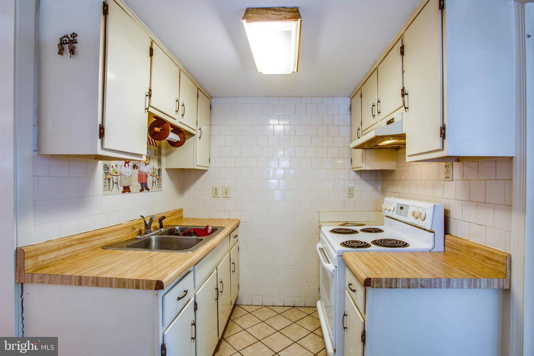 FAIRVIEW  BEACH - Residential