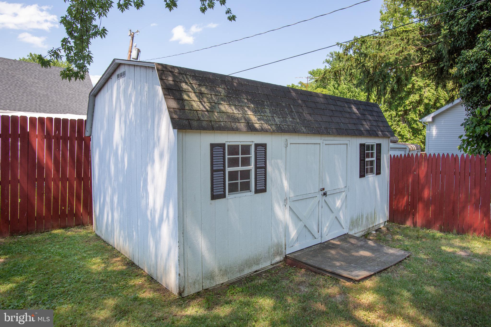 FAIRVIEW  BEACH - Residential
