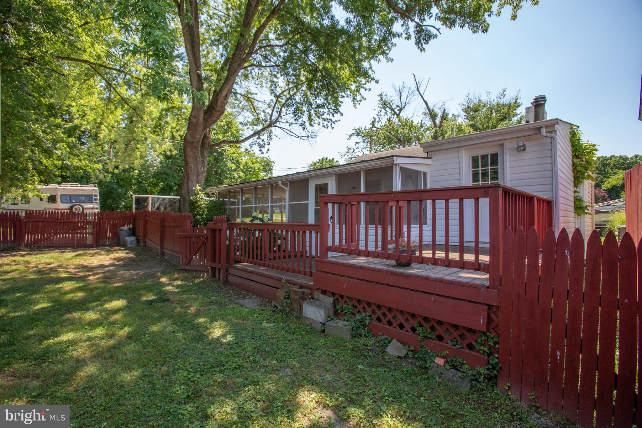 FAIRVIEW  BEACH - Residential