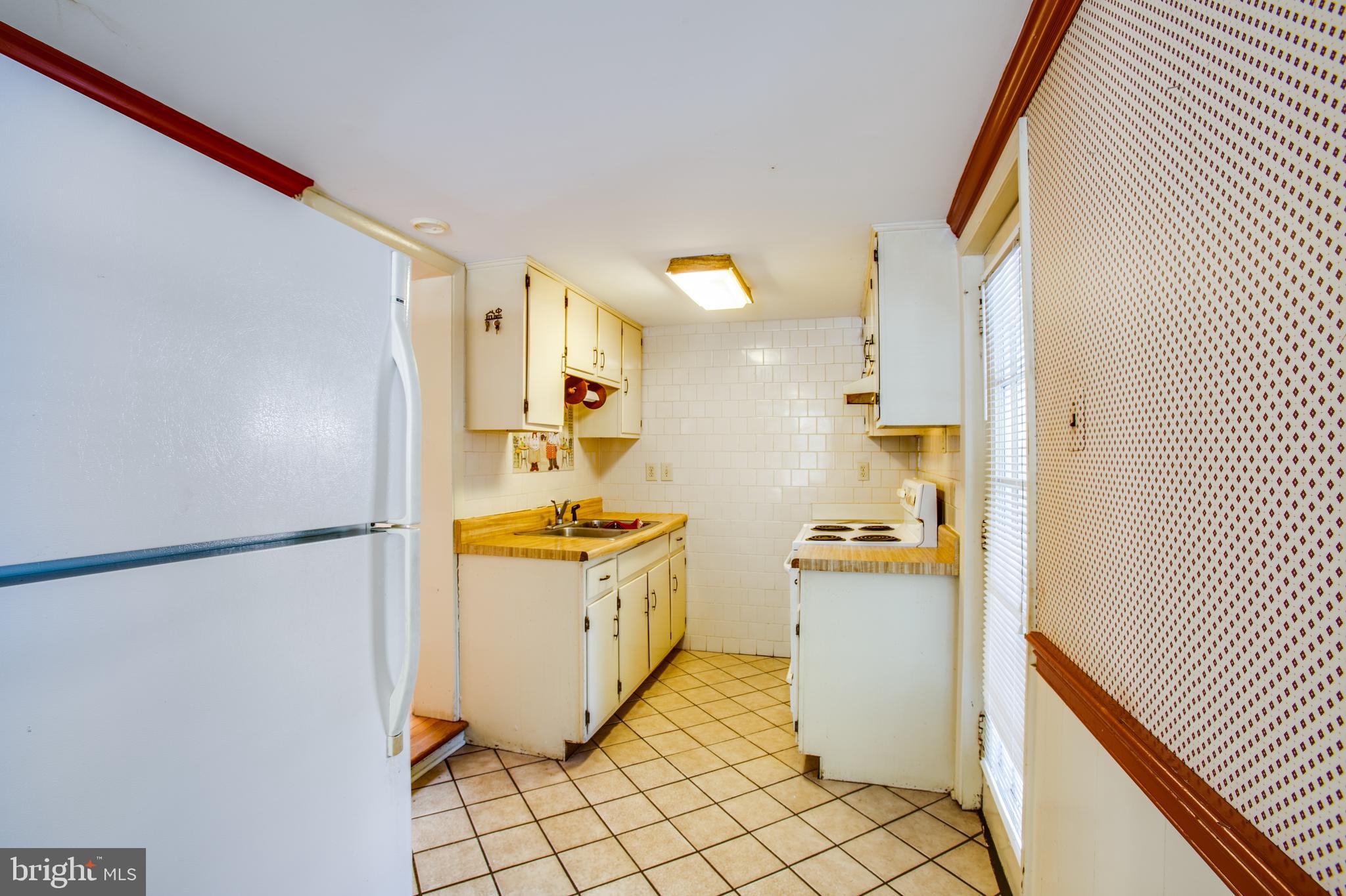 FAIRVIEW  BEACH - Residential