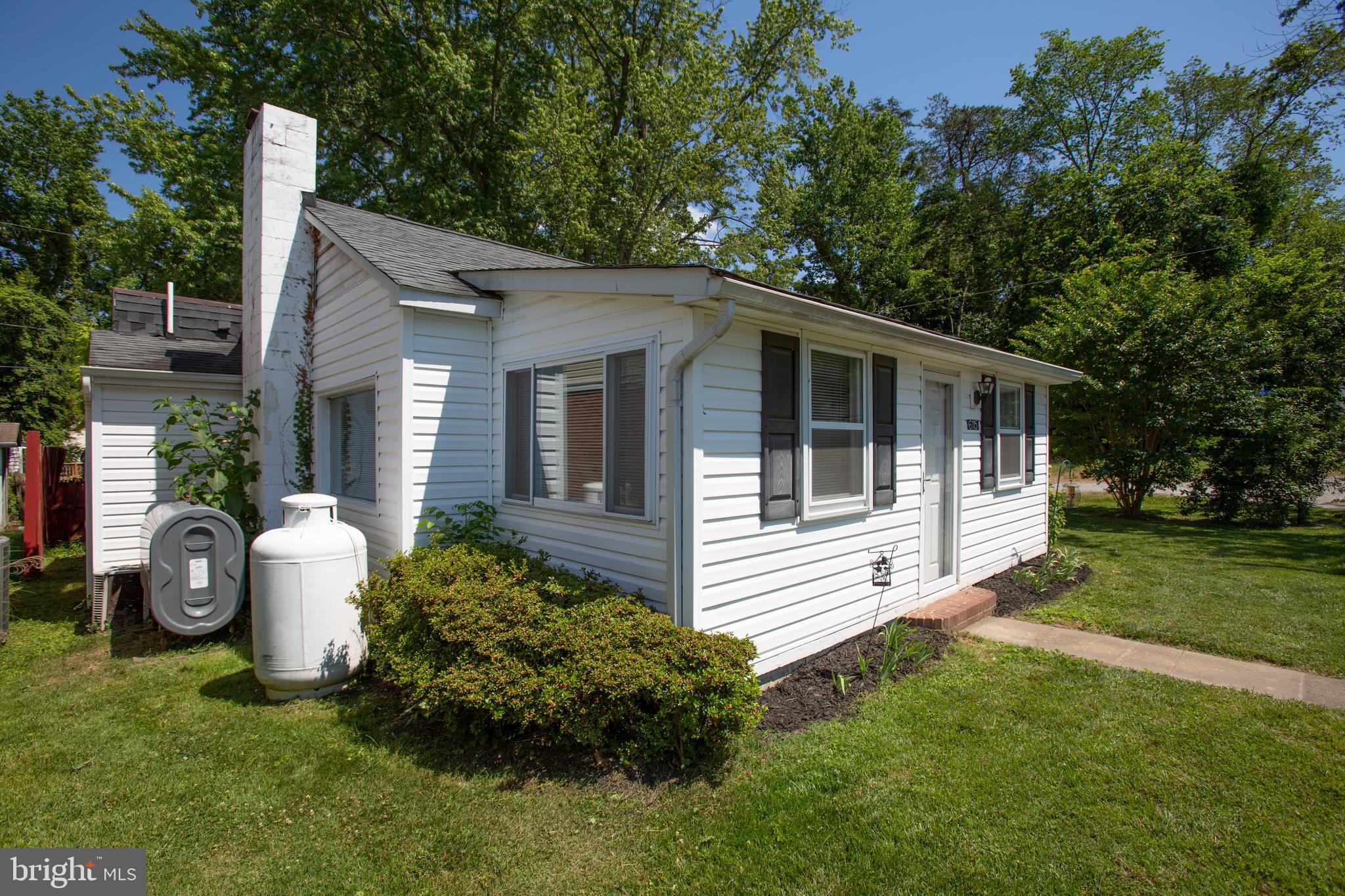 FAIRVIEW  BEACH - Residential