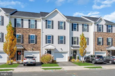 305 Spirit Way, Brick, NJ MLS: NJOC2037778