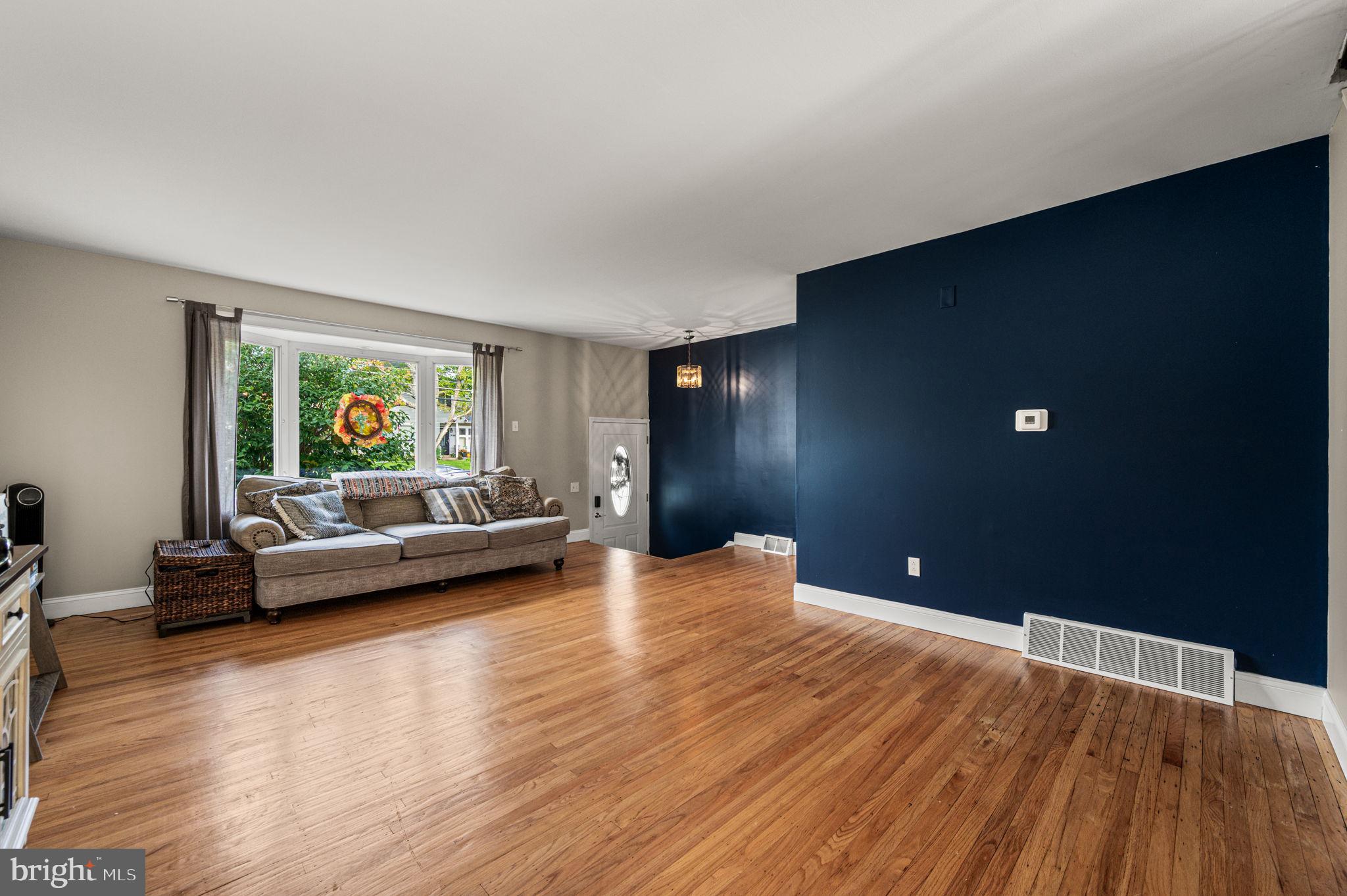 13043 WORTHINGTON ROAD