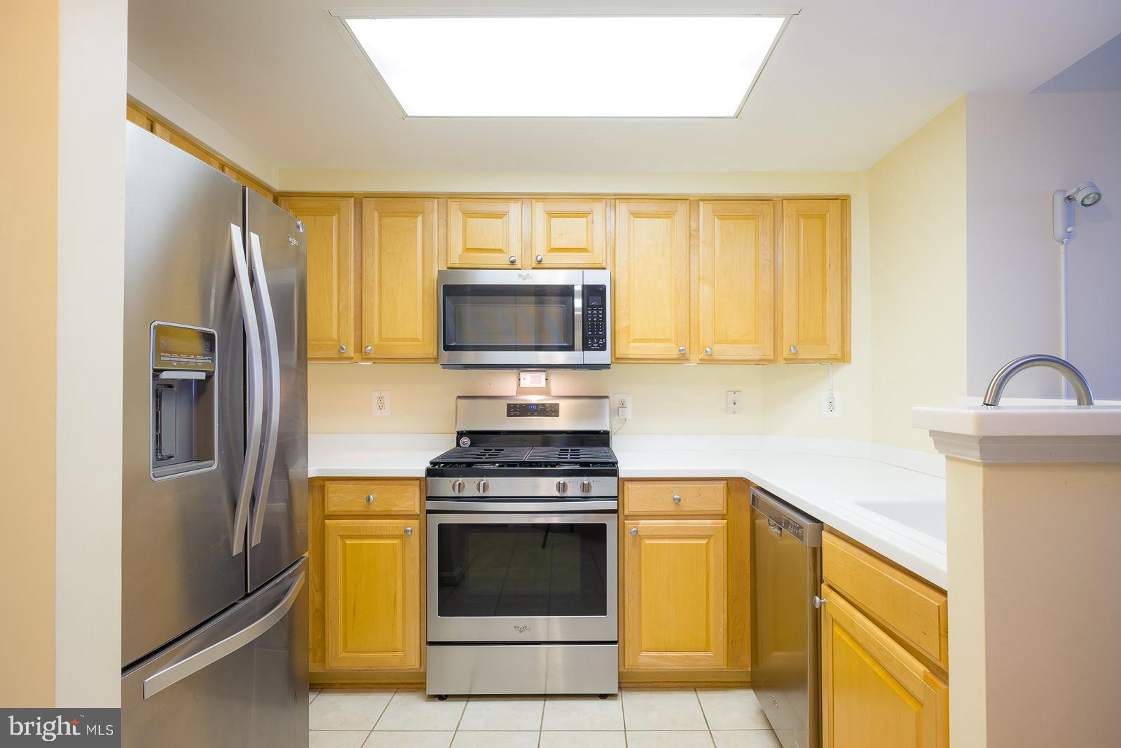 3835 9TH STREET N 504W