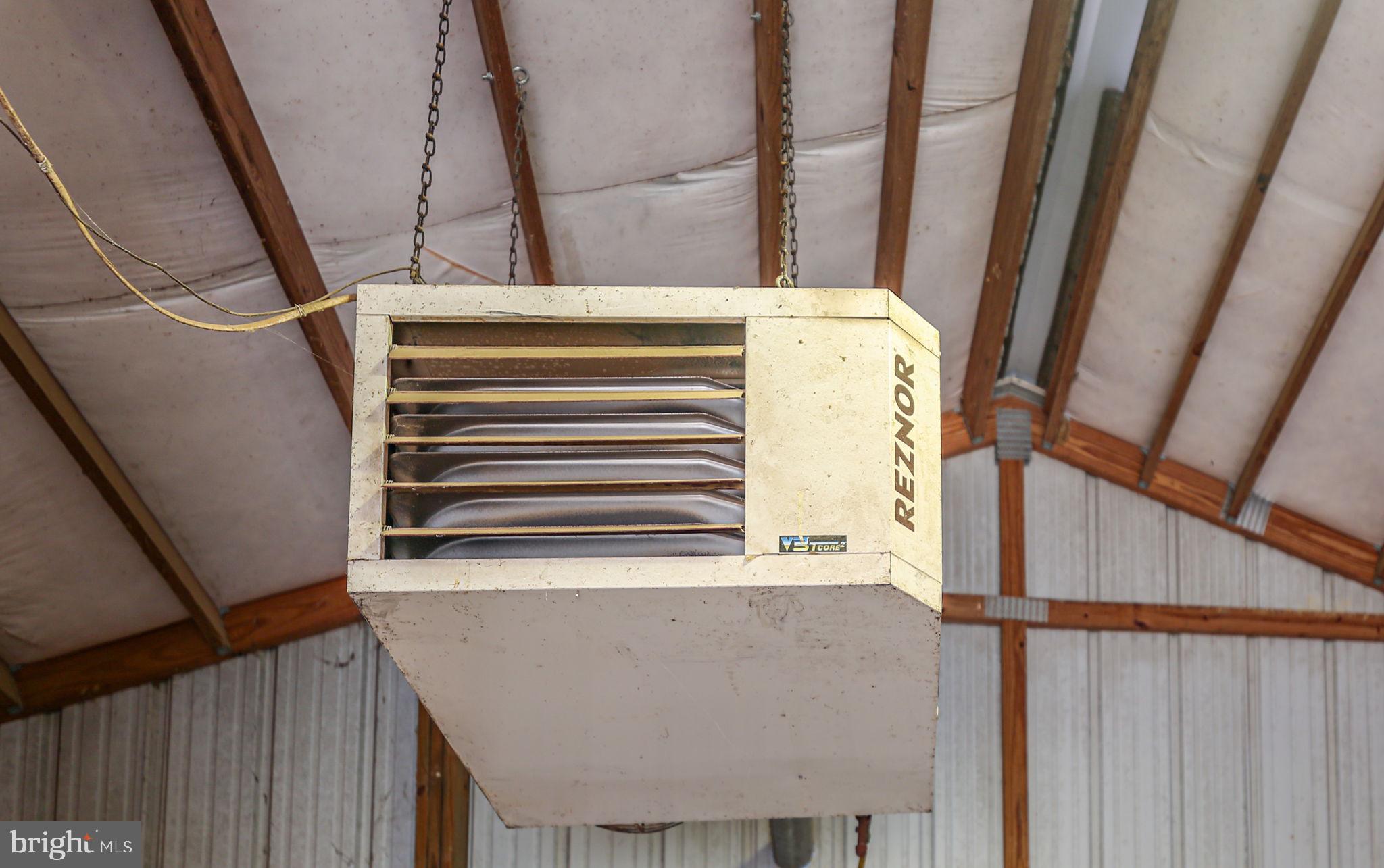 DEEPWOOD ESTATES - Residential