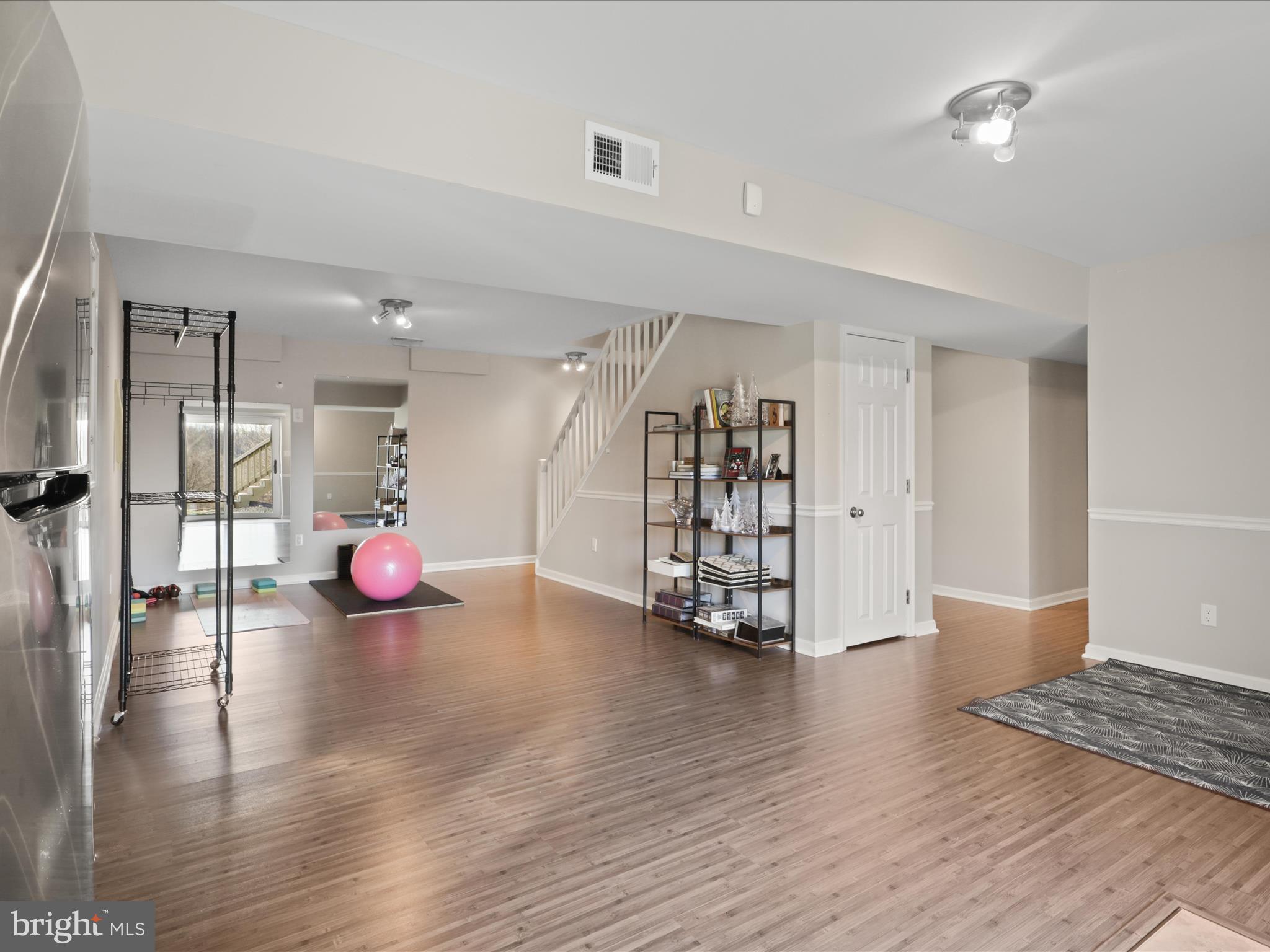 WOLFTRAP MEADOWS - Residential