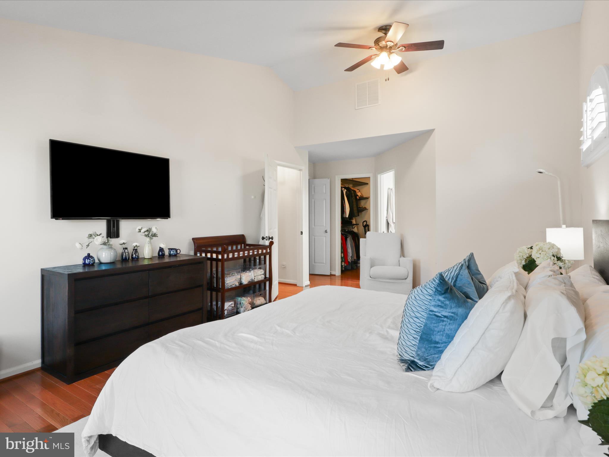 WOLFTRAP MEADOWS - Residential