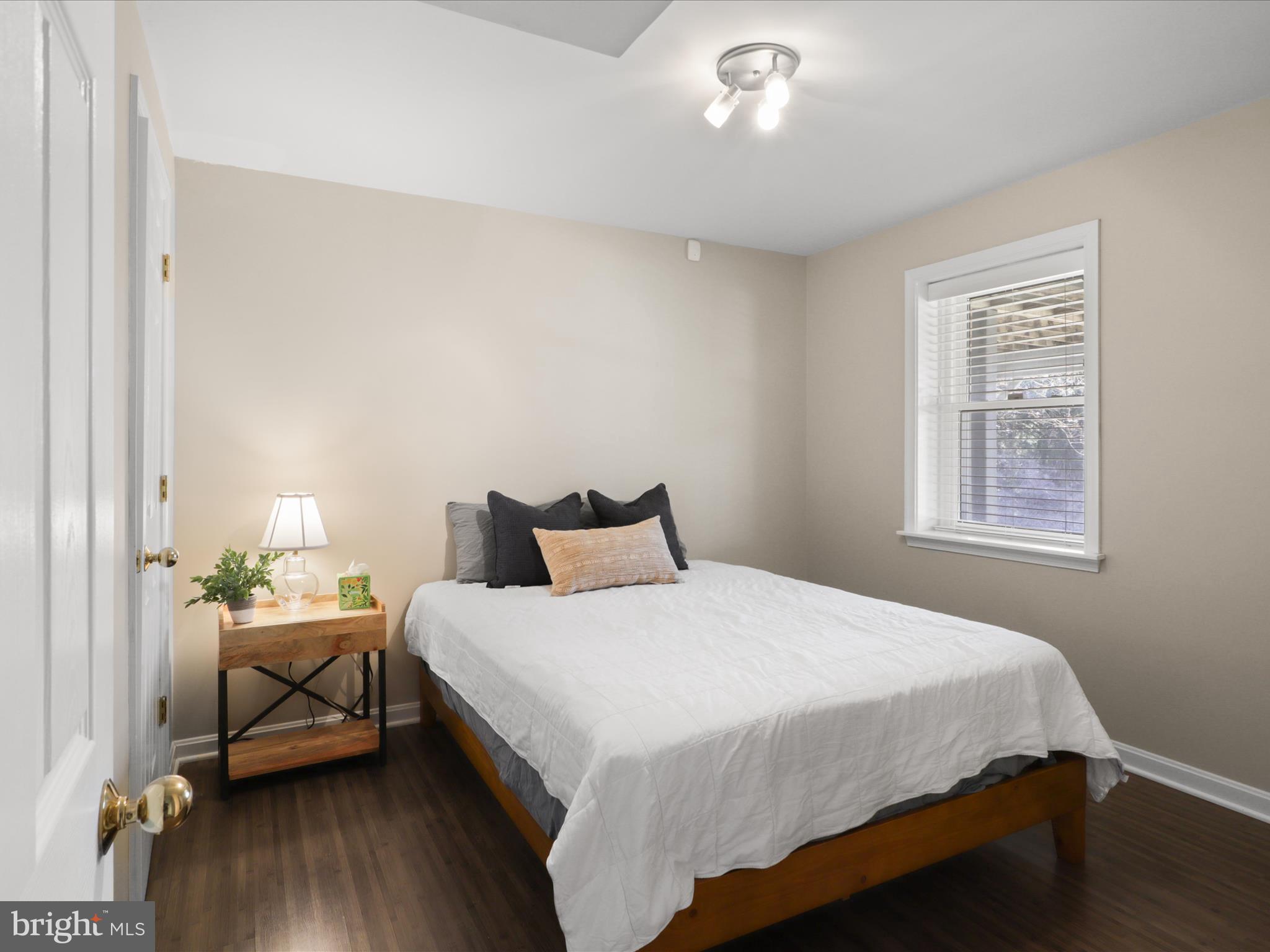 WOLFTRAP MEADOWS - Residential