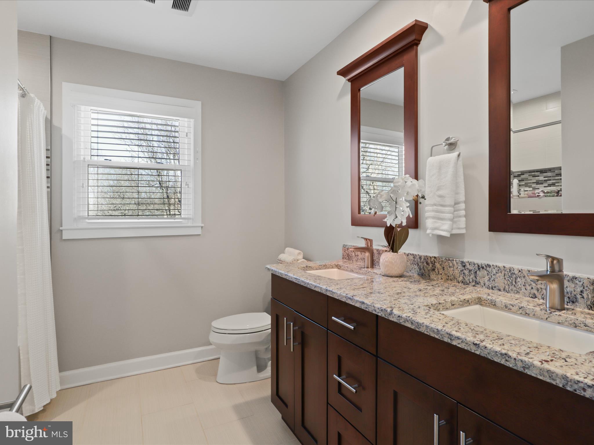 WOLFTRAP MEADOWS - Residential