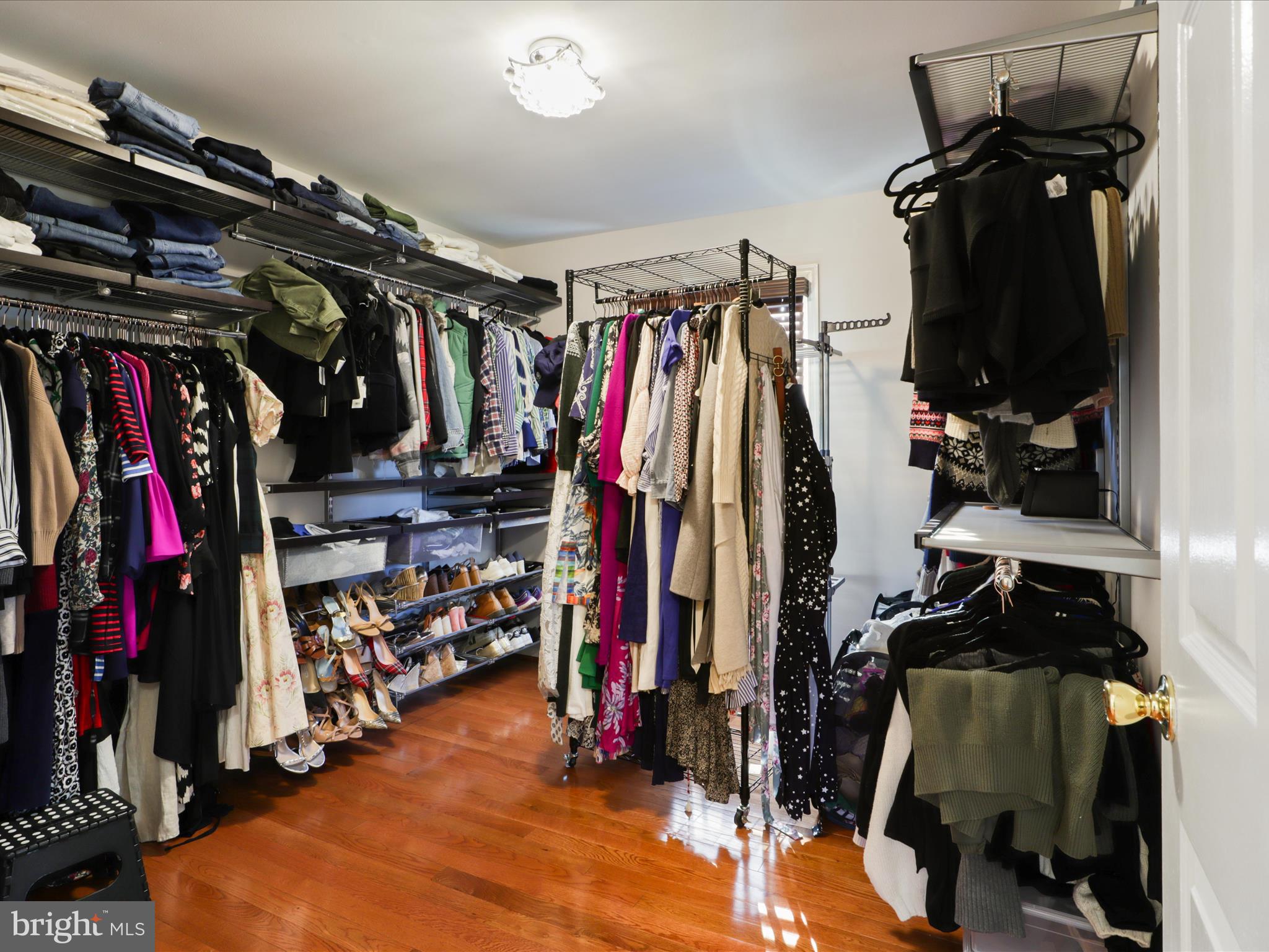 WOLFTRAP MEADOWS - Residential