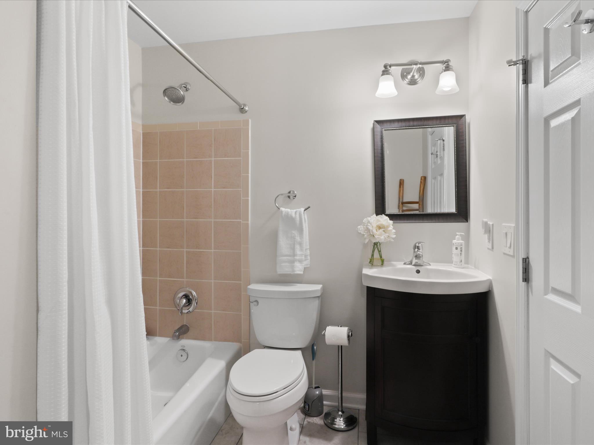 WOLFTRAP MEADOWS - Residential