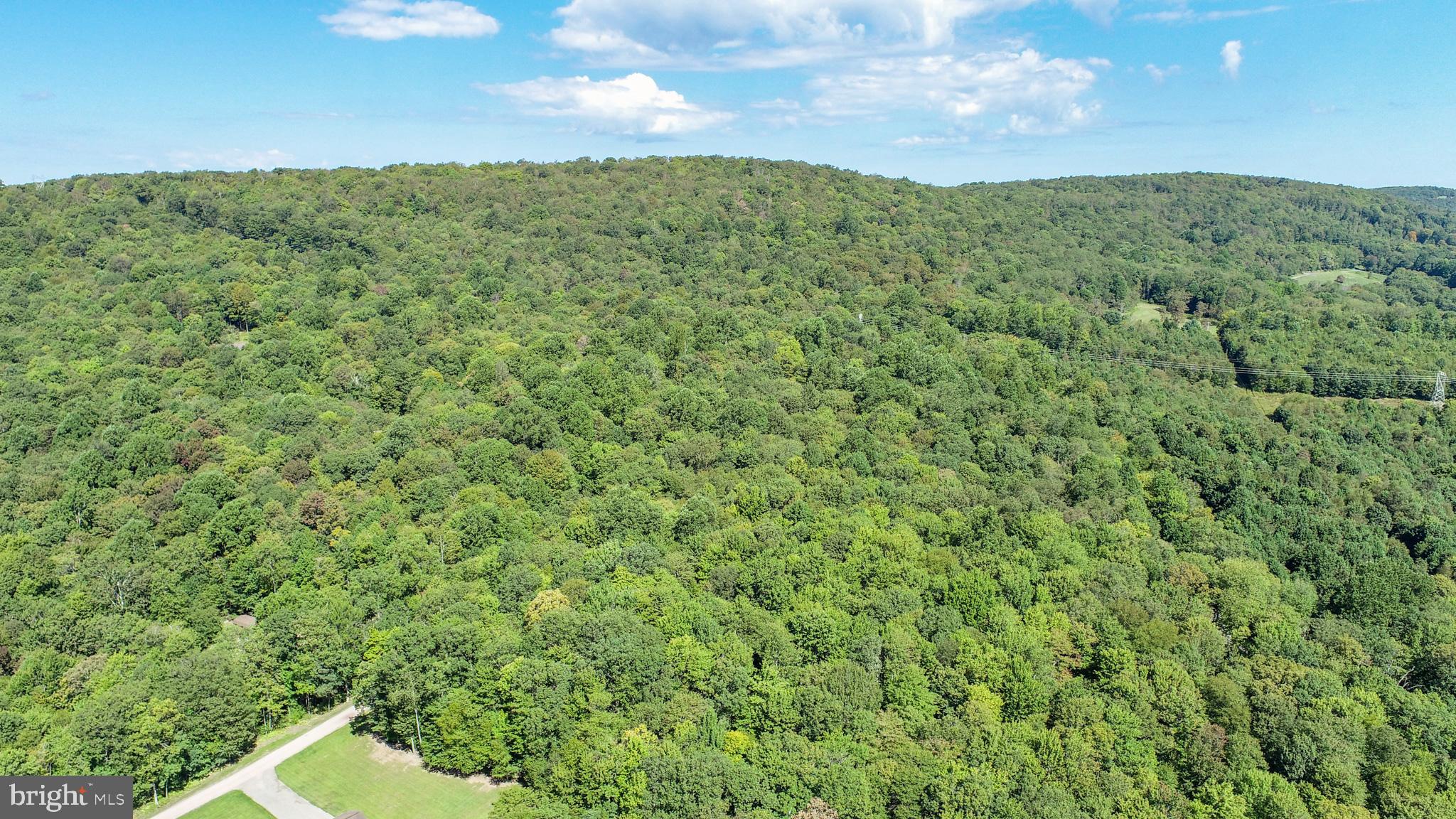 WINDING RIDGE - Land