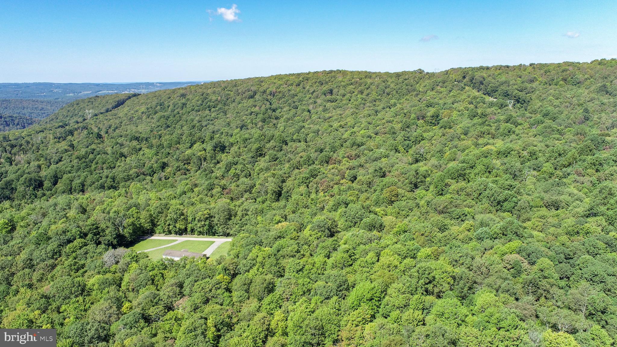 WINDING RIDGE - Land