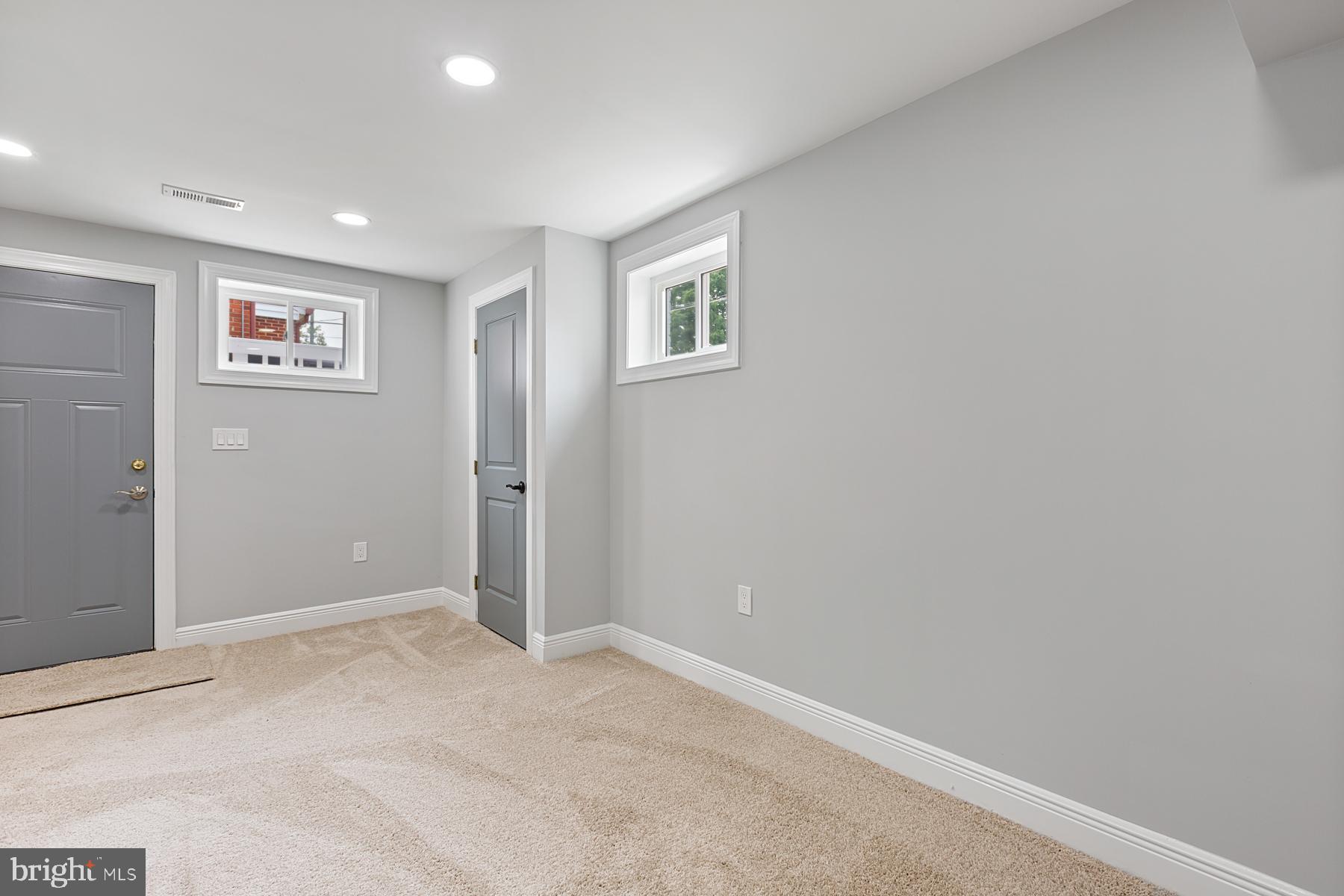 FAIRMOUNT HEIGHTS - Residential