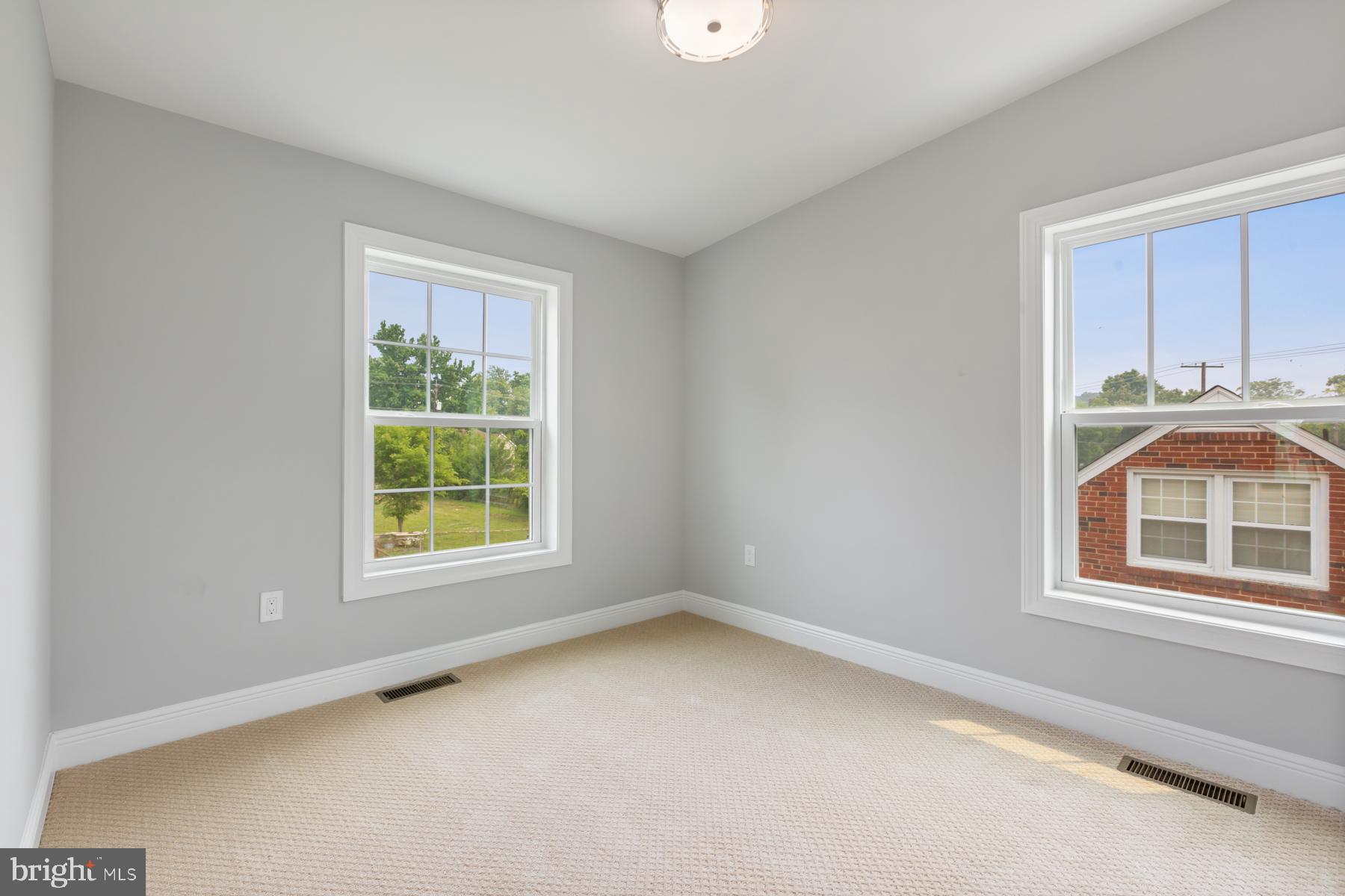 FAIRMOUNT HEIGHTS - Residential