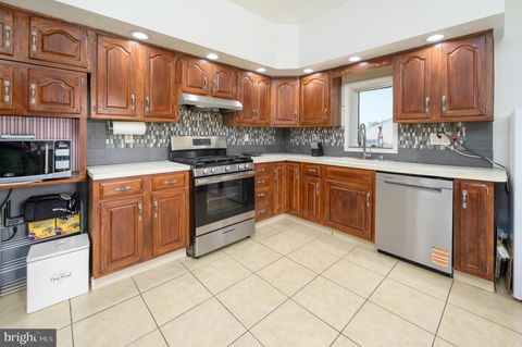 5313 ROYAL AVENUE PENNSAUKEN NJ 08109