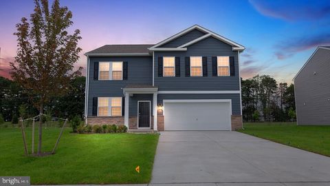 Homes For Sale - 12 Moro Bay Road<br/> EGG HARBOR TOWNSHIP, NJ 08234