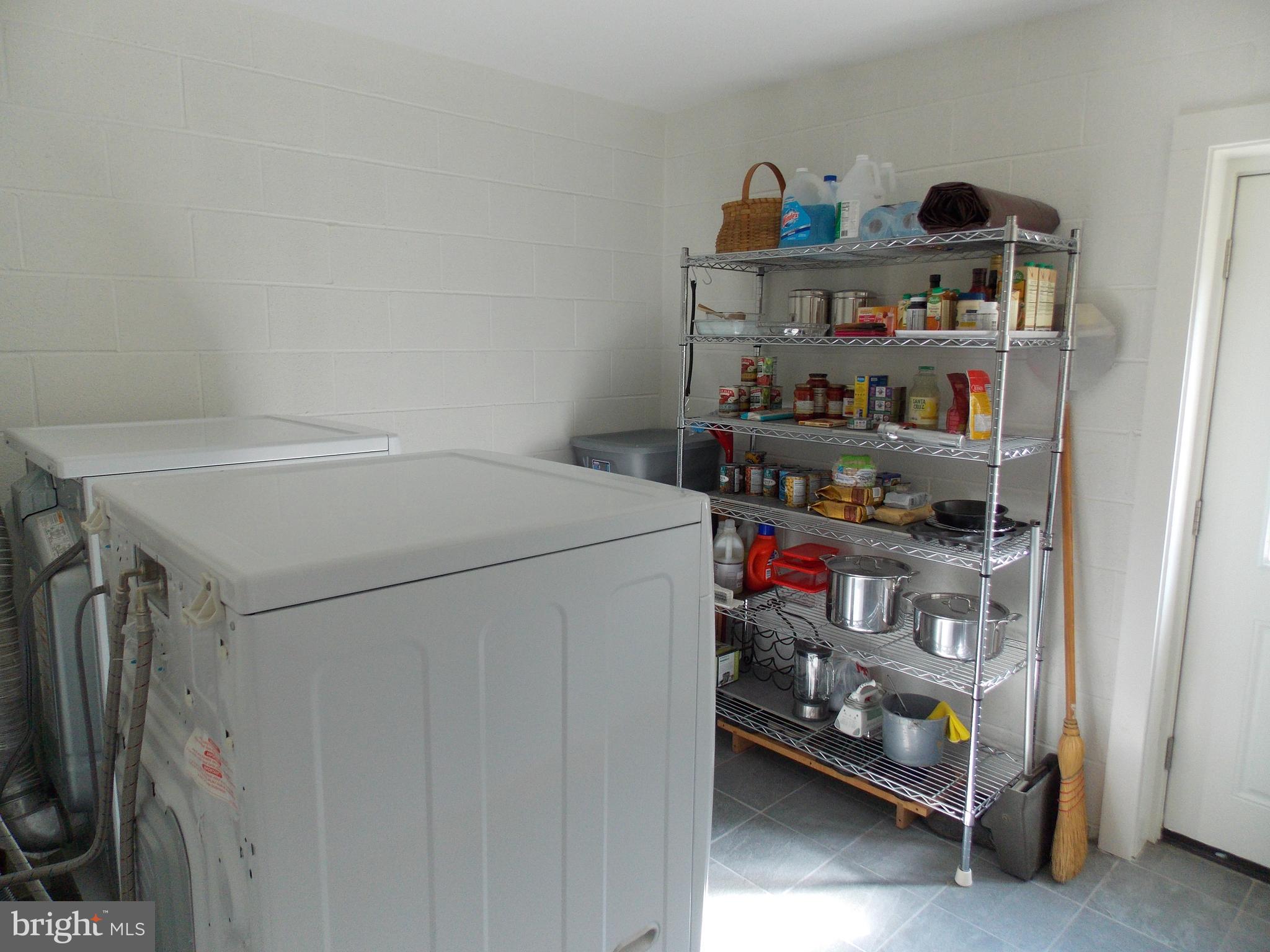 POTOMAC FARMS - Residential