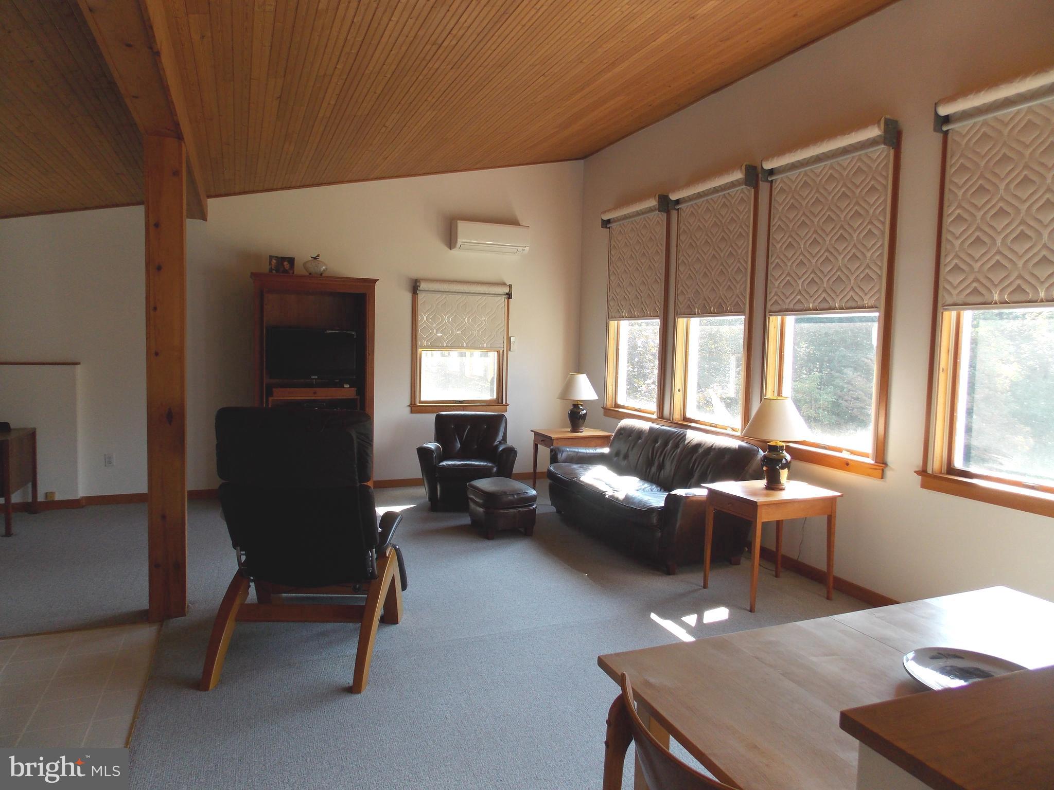 POTOMAC FARMS - Residential