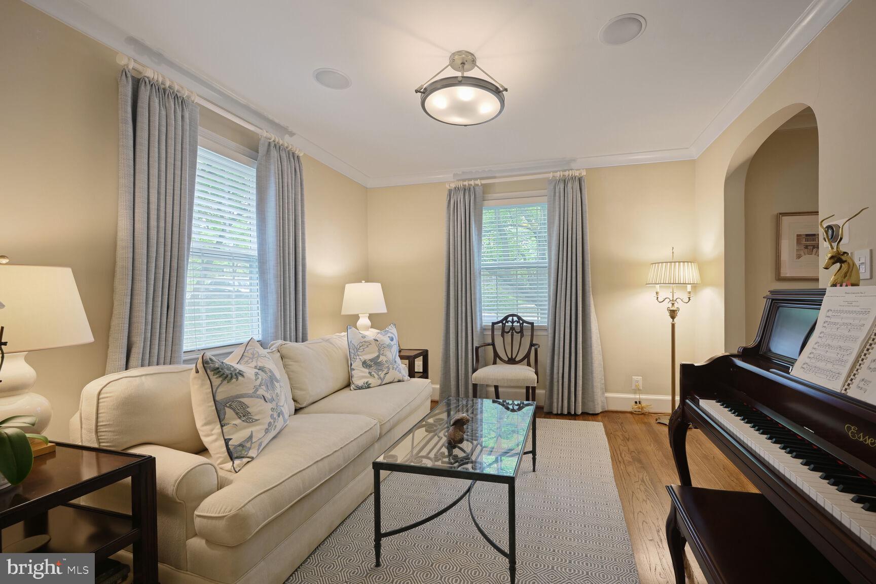 BRADLEY HILLS - Residential