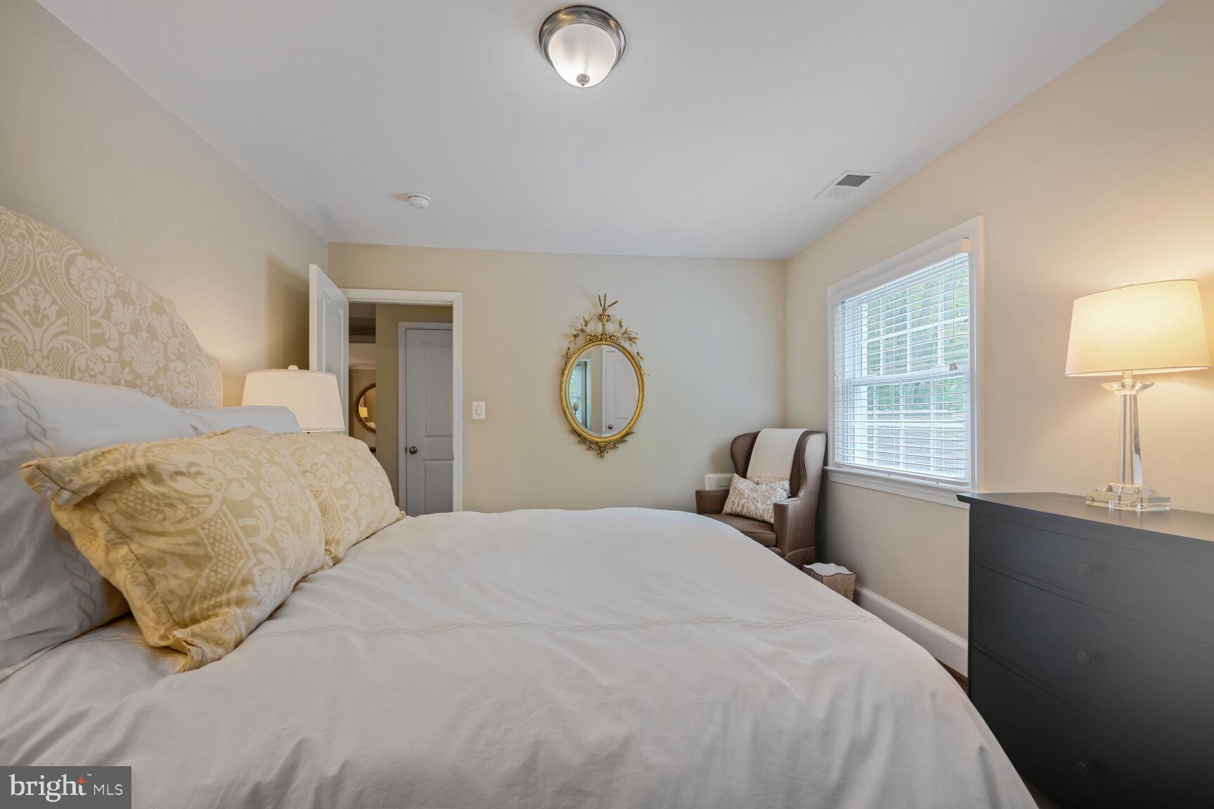 BRADLEY HILLS - Residential