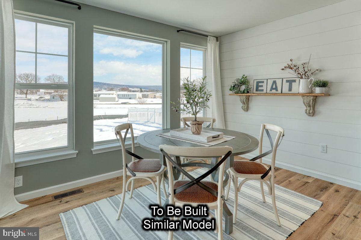 STONE MILL ESTATES - Residential