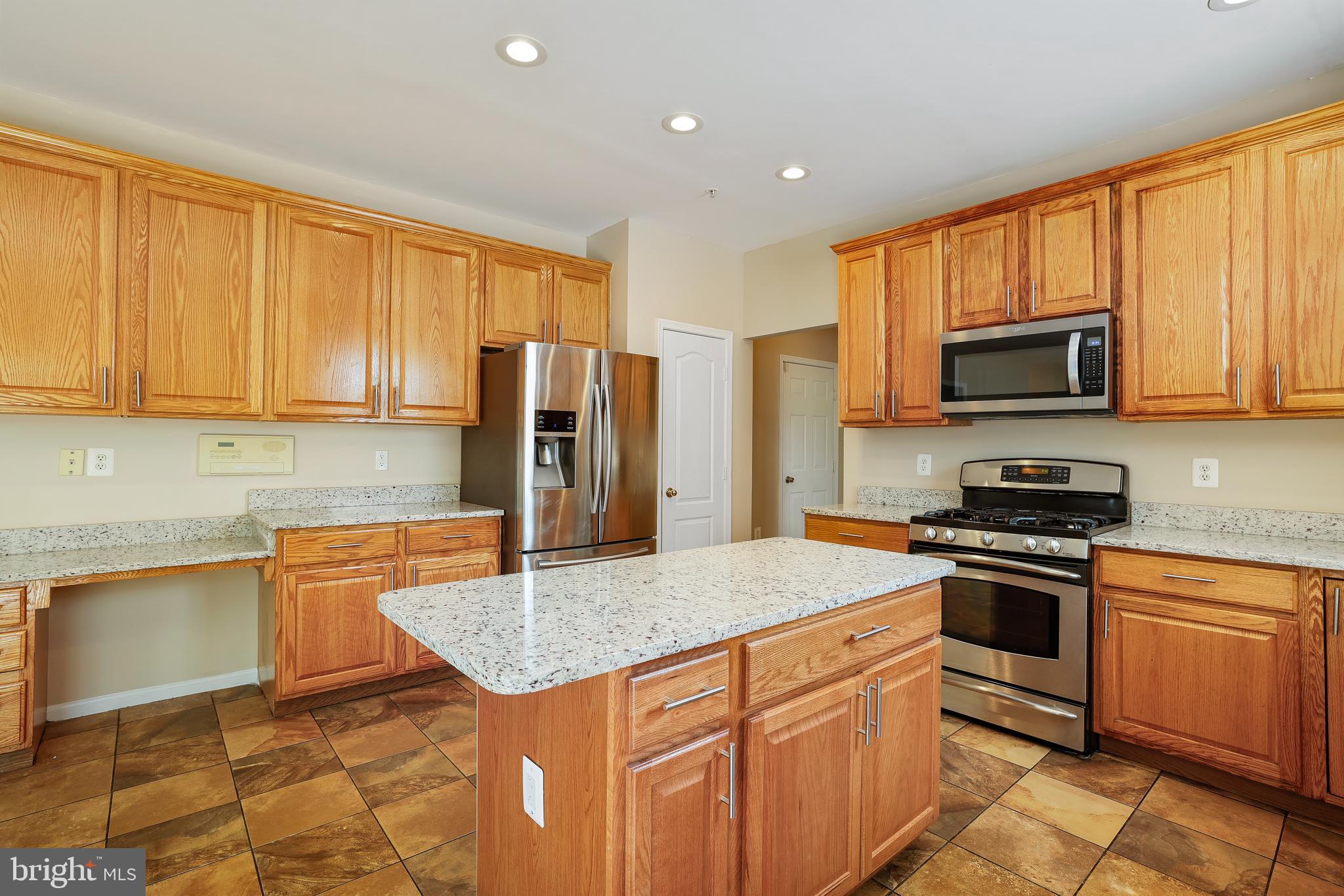 SADDLEBROOK WEST - Residential Lease