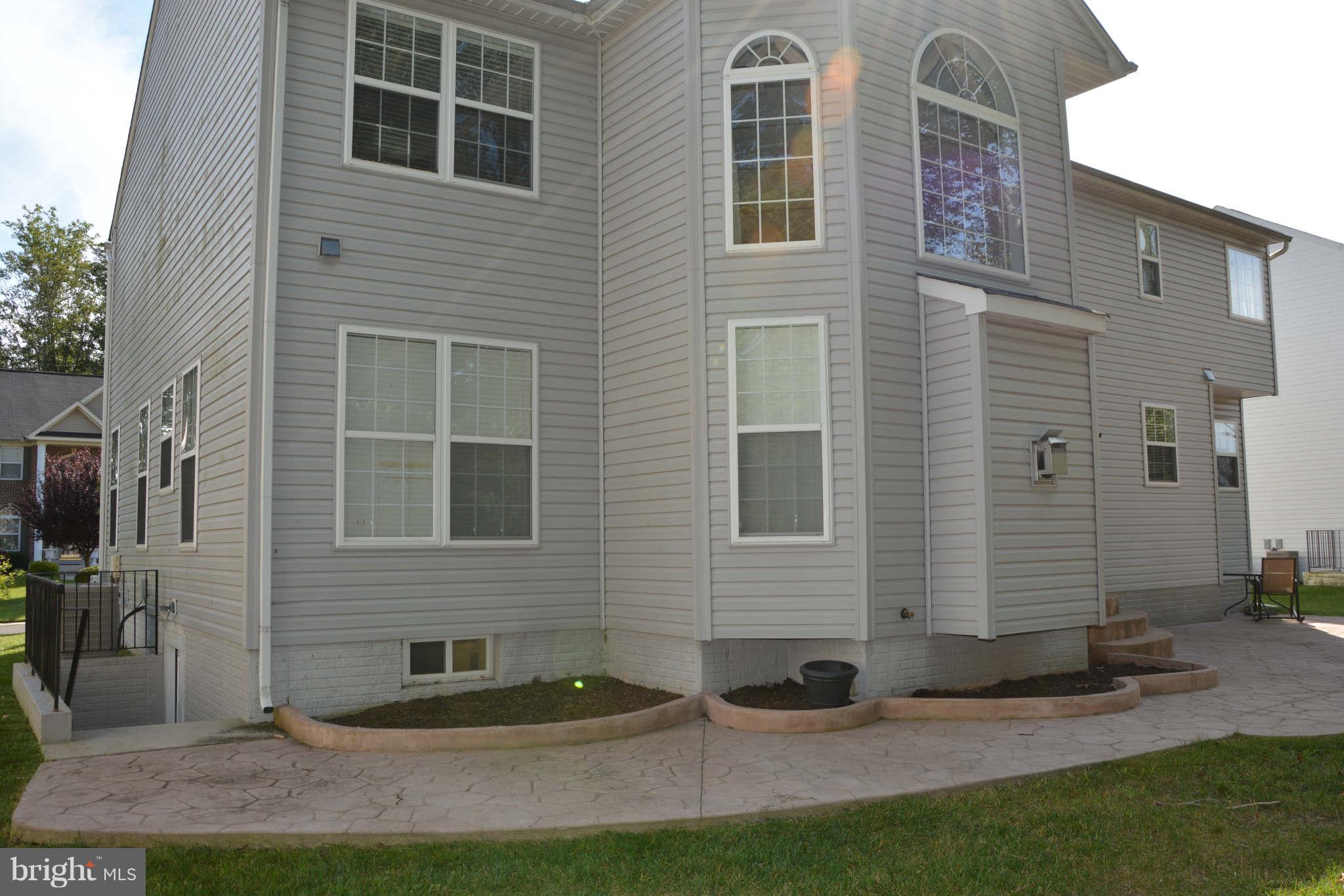 SADDLEBROOK WEST - Residential Lease