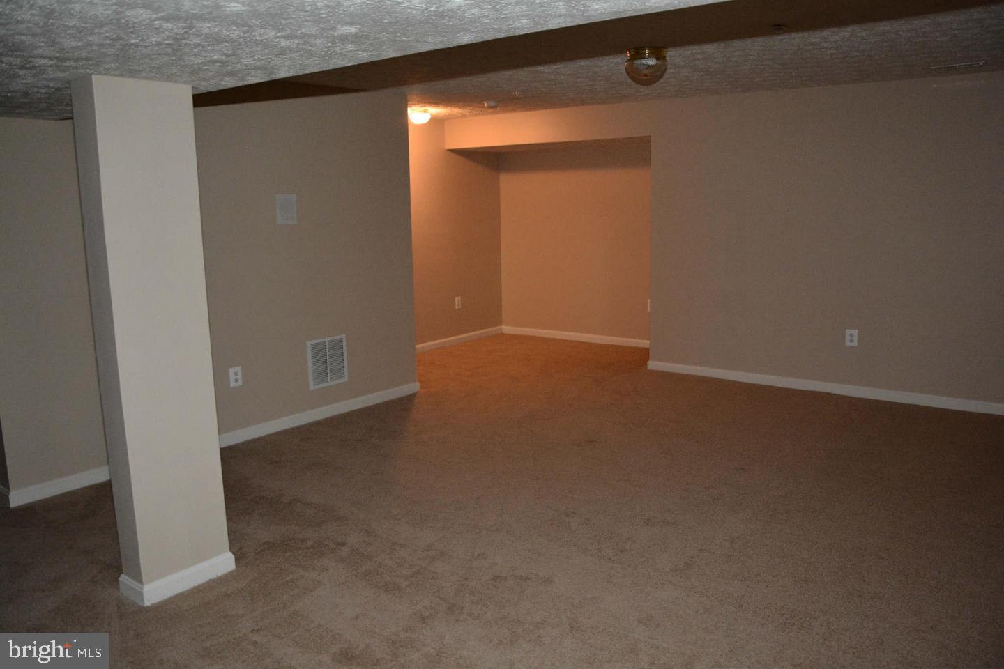 SADDLEBROOK WEST - Residential Lease