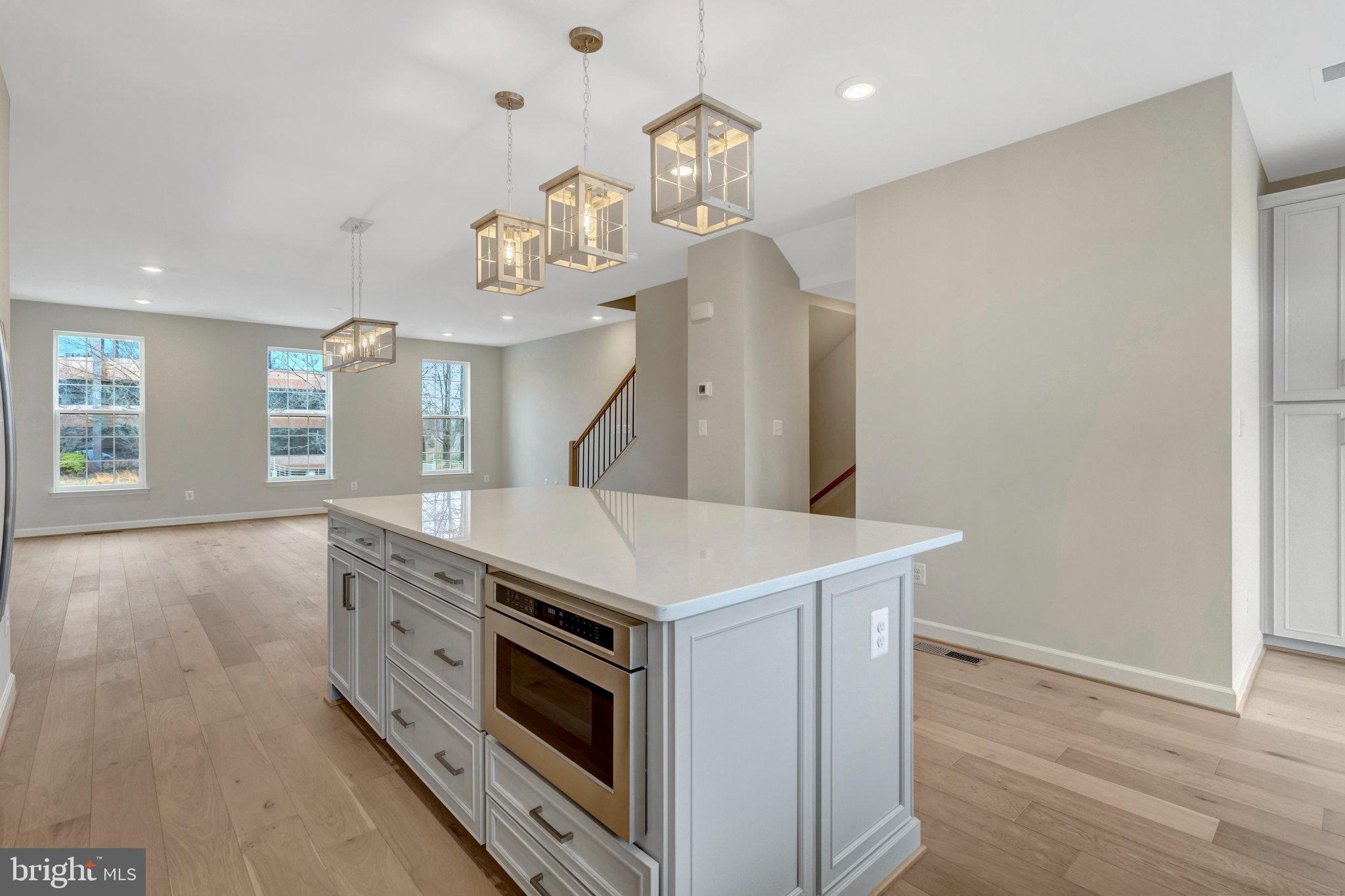 ENCLAVE AT FAIR LAKES - Residential