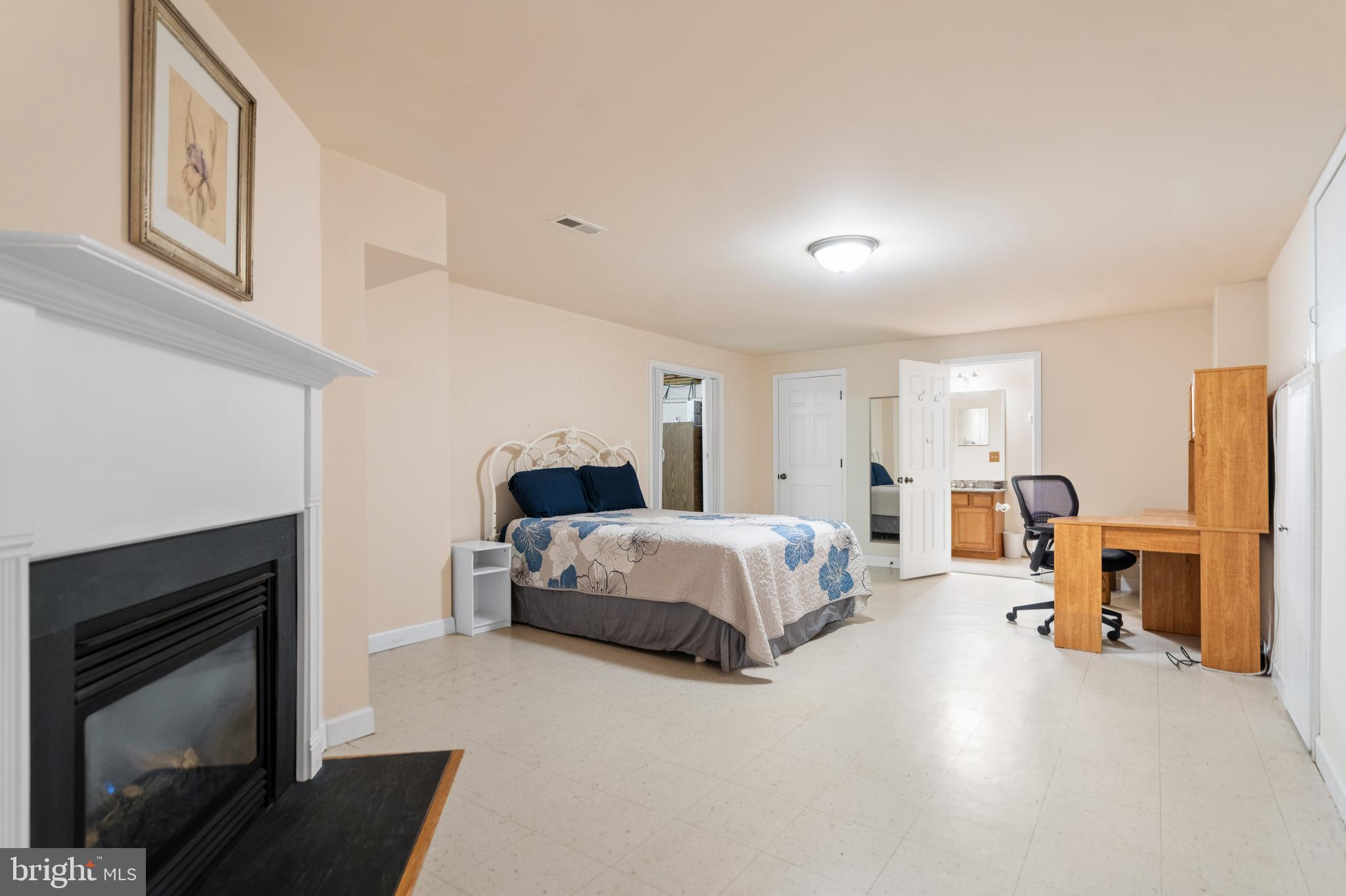 SOMERSET - Residential