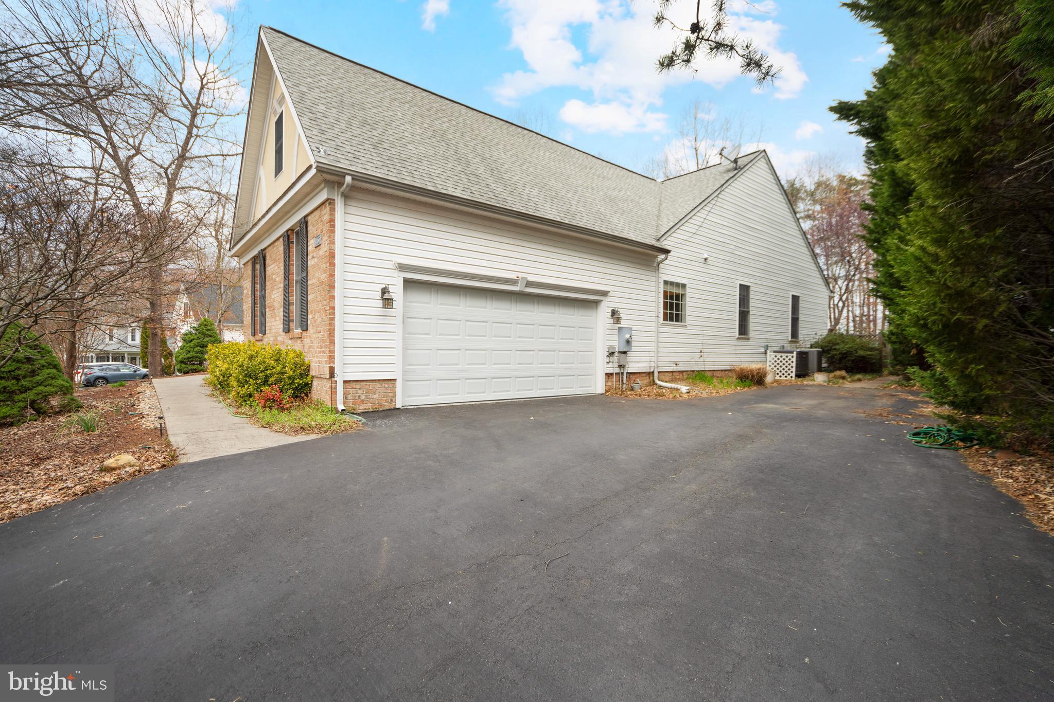 SOMERSET - Residential