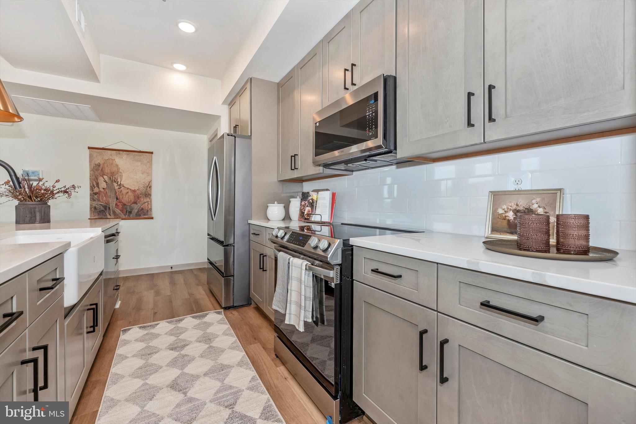 GAMBRILL GLENN - Residential