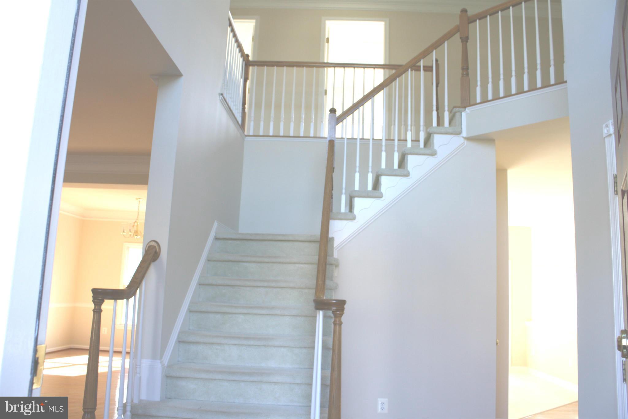 CRIPPENS CORNER - Residential Lease