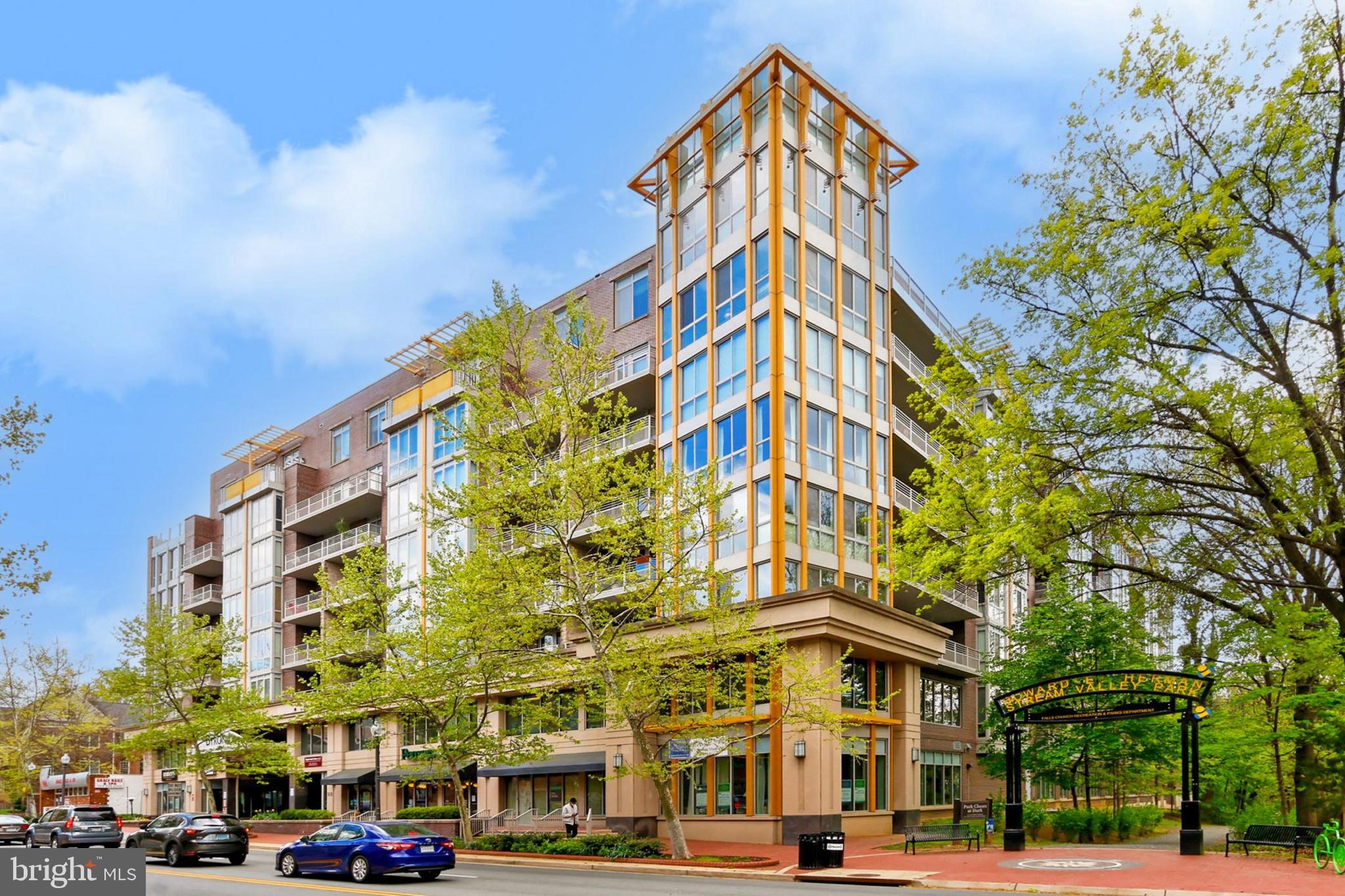 513 W BROAD STREET 711