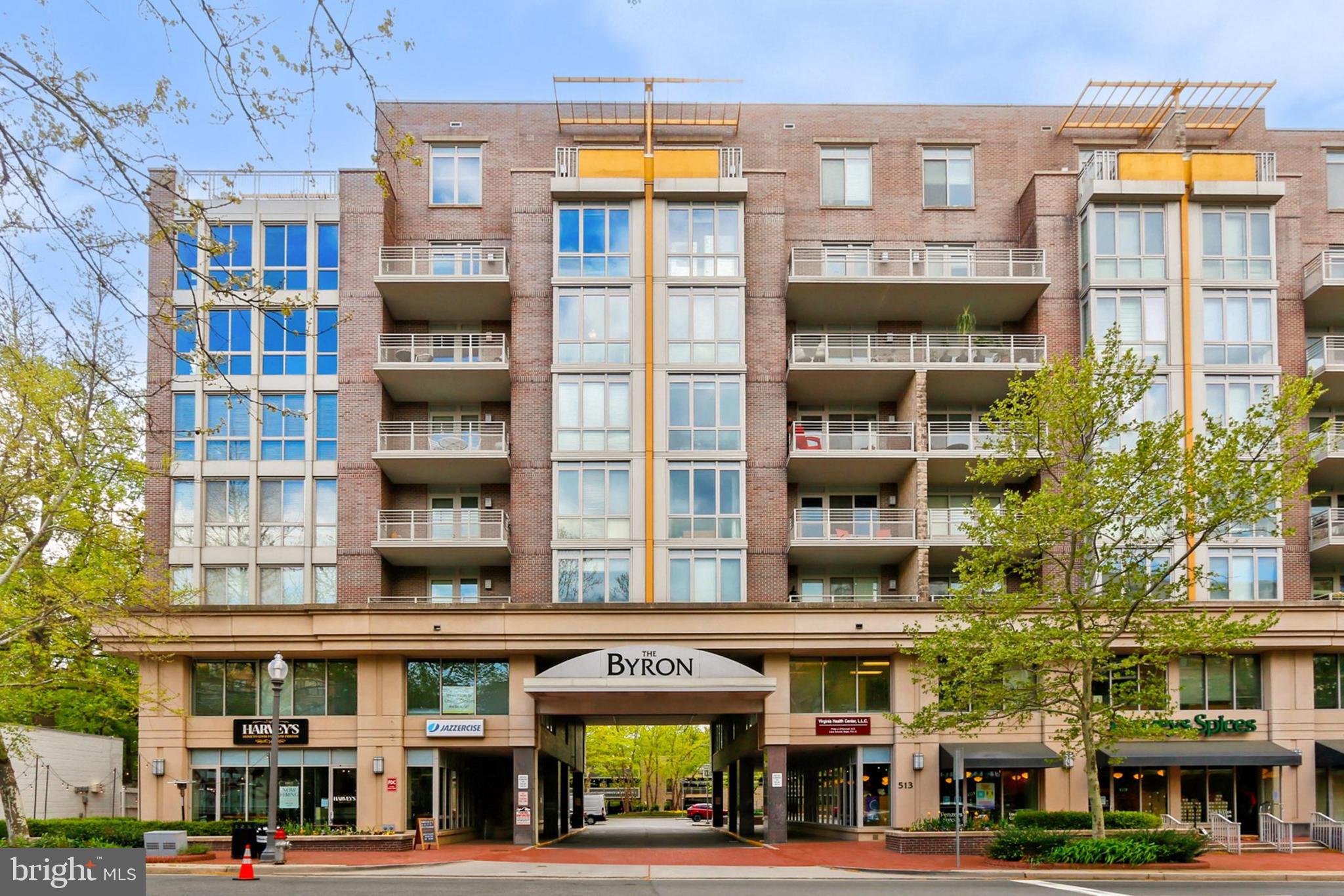 513 W BROAD STREET 711