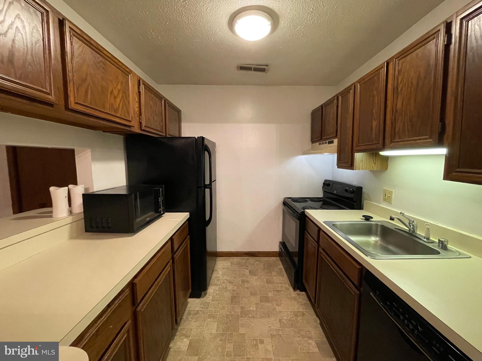 ORCHID PARK OF WILDEWOOD - Residential Lease