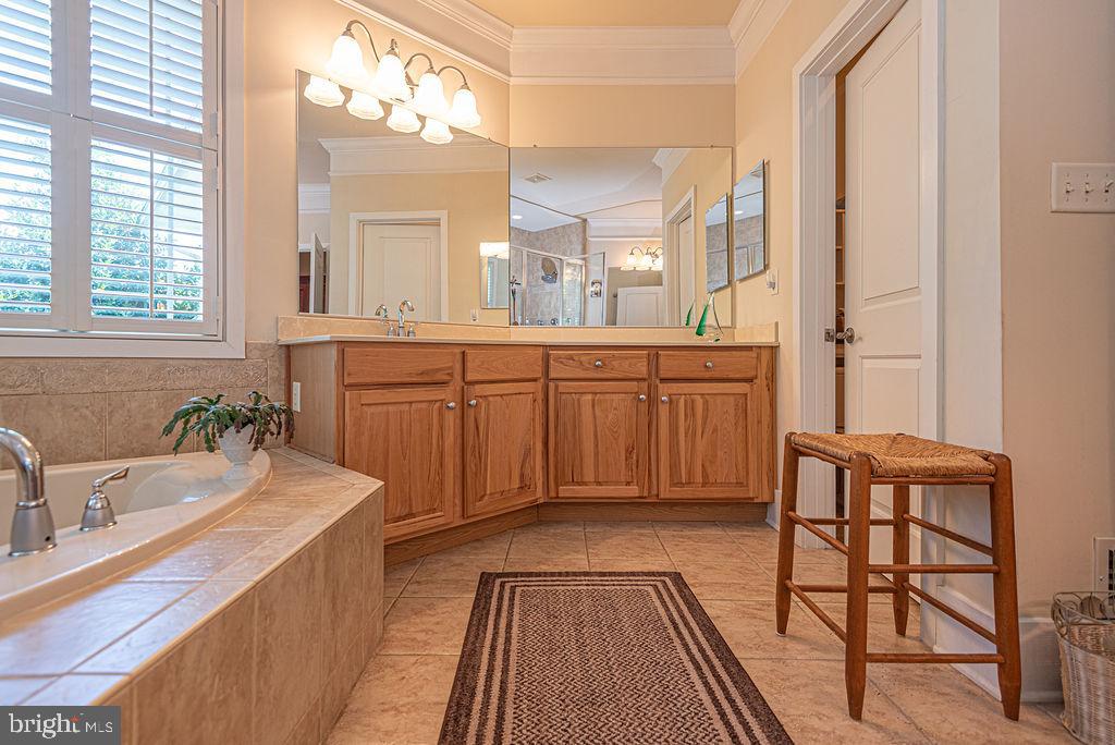 GLEN RIDDLE - Residential