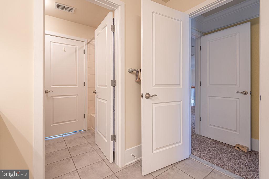 GLEN RIDDLE - Residential