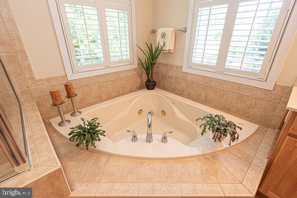 GLEN RIDDLE - Residential