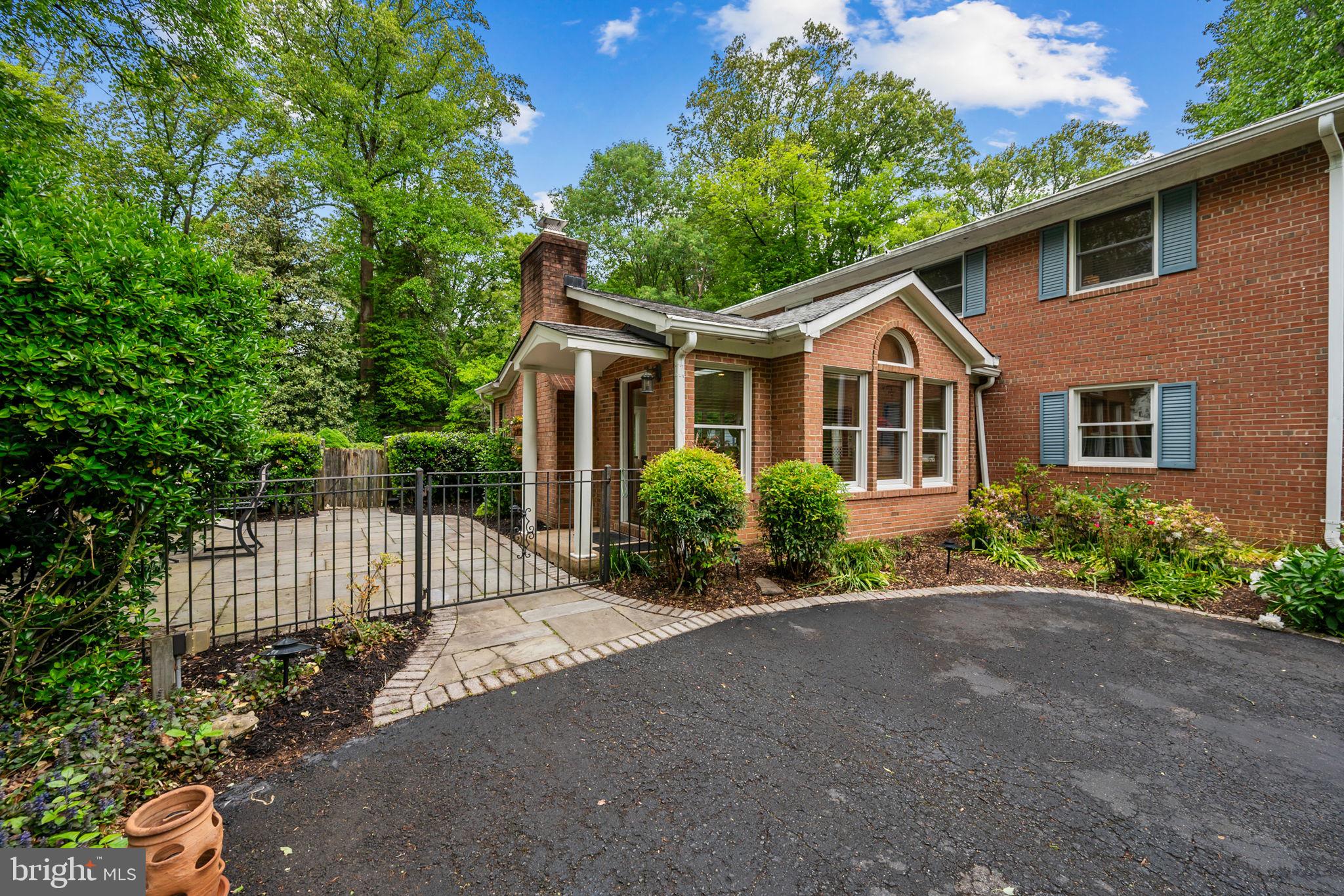 4908 BRADFORD DRIVE