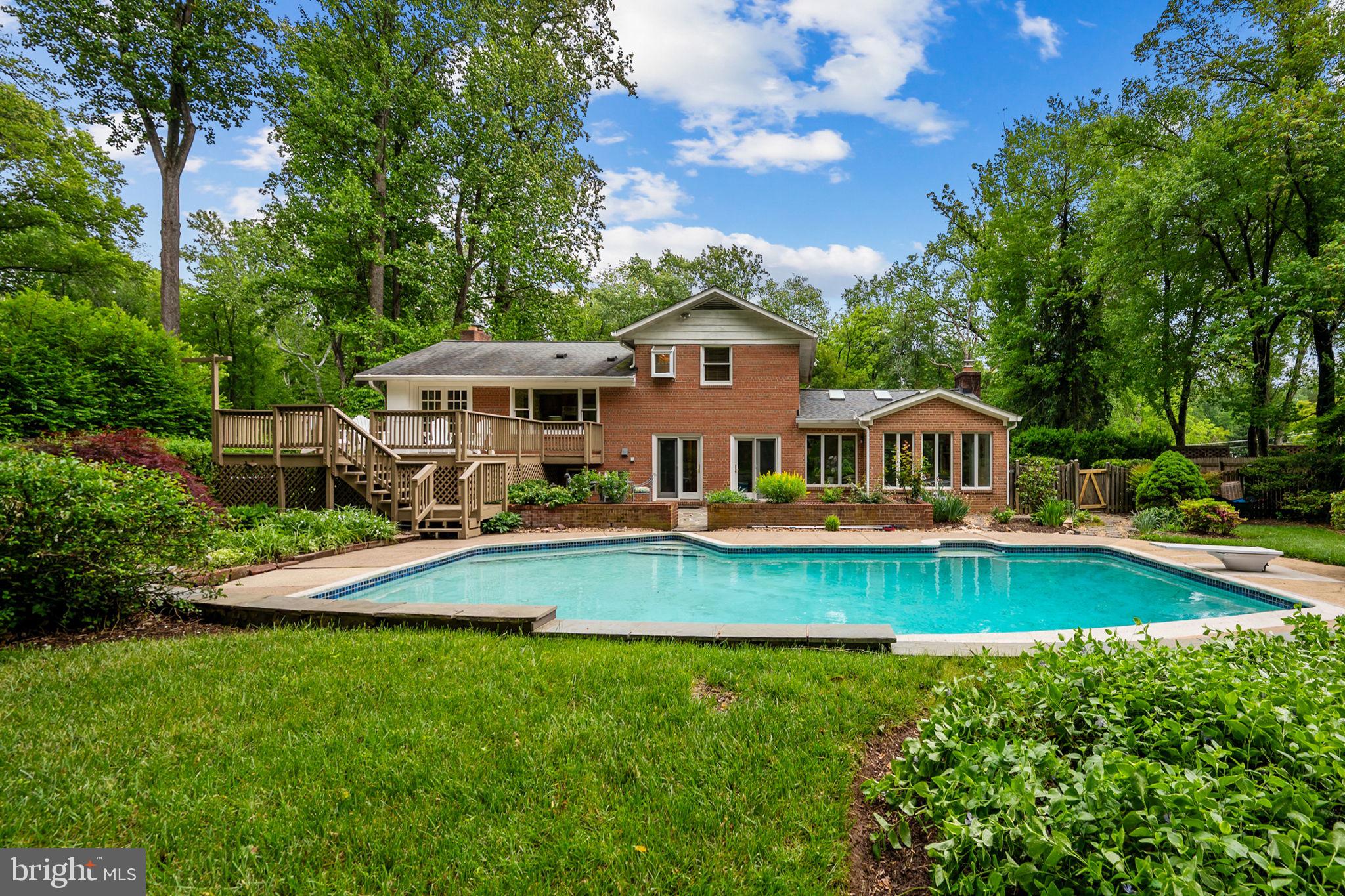 BROOK HILLS ESTATE - Residential